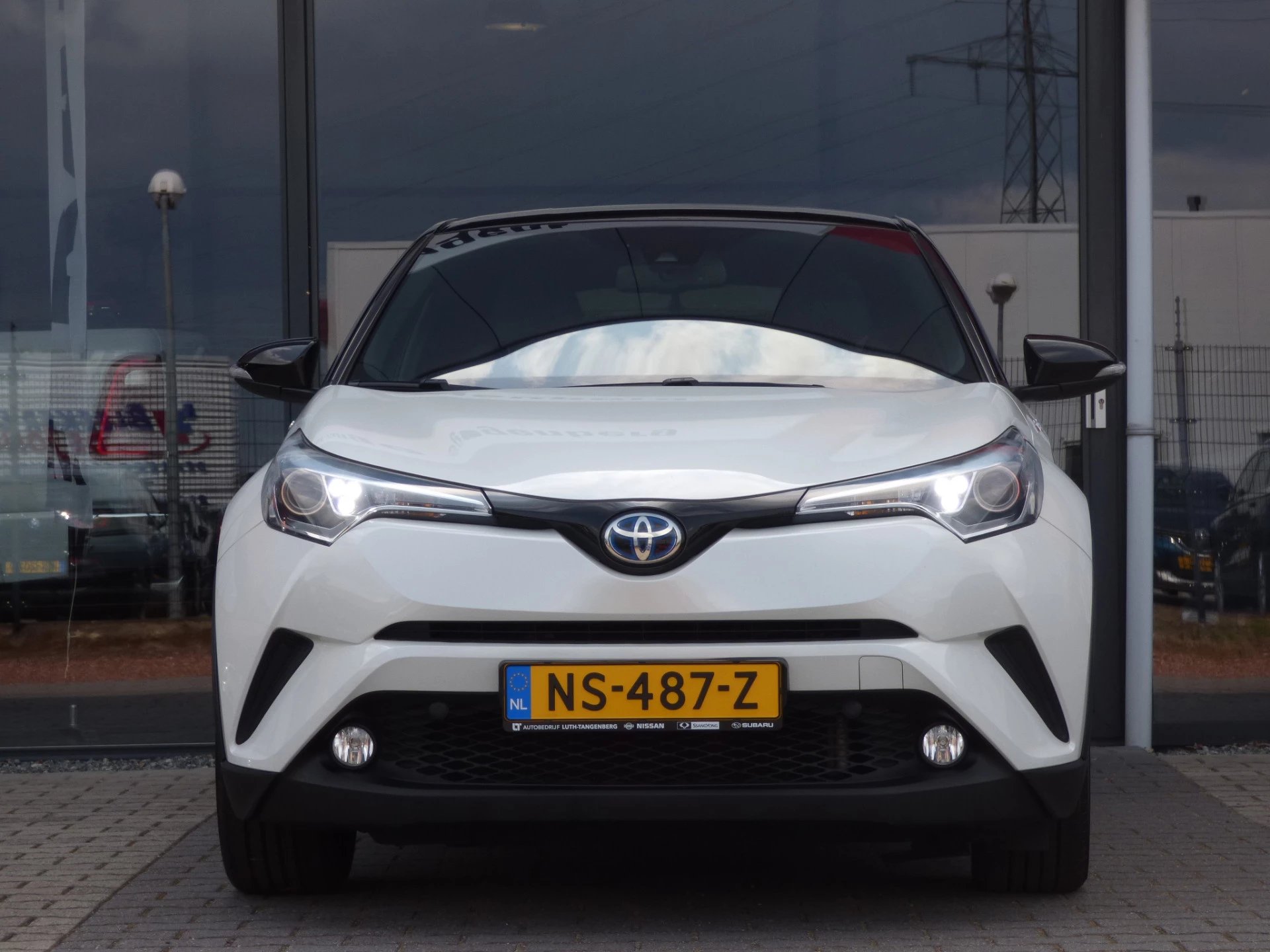 Hoofdafbeelding Toyota C-HR