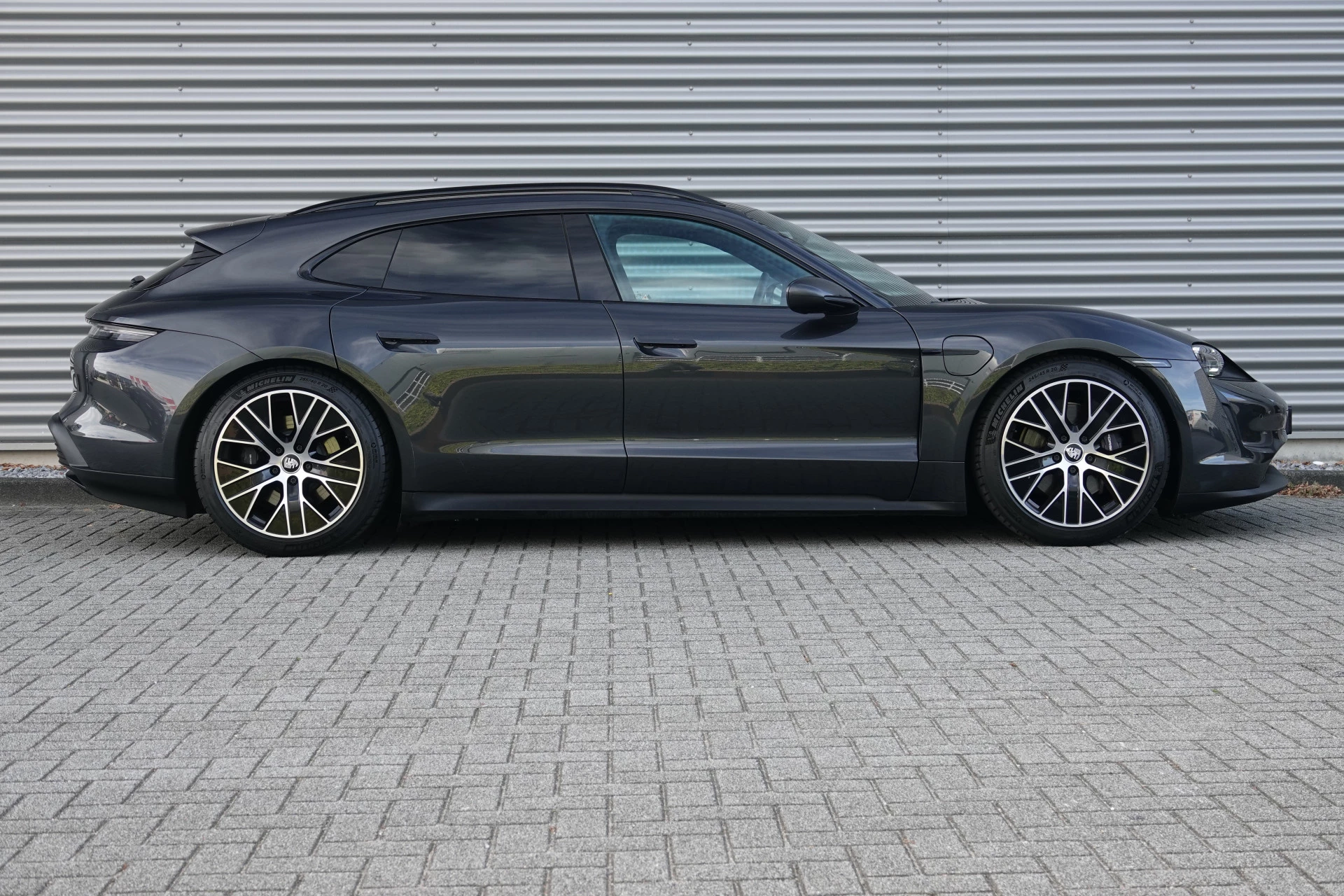Hoofdafbeelding Porsche Taycan