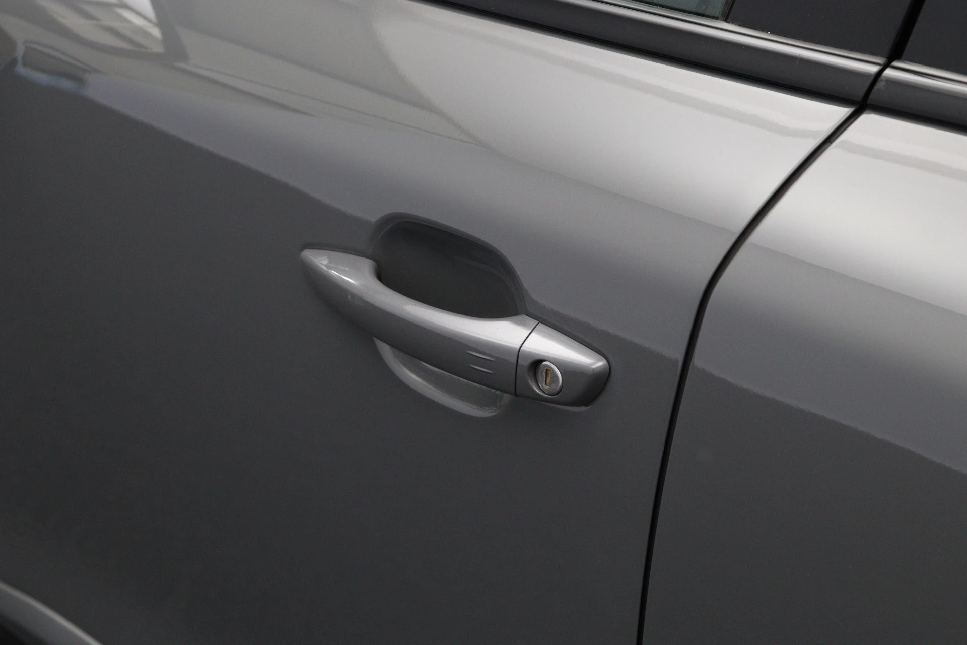 Hoofdafbeelding Peugeot e-2008