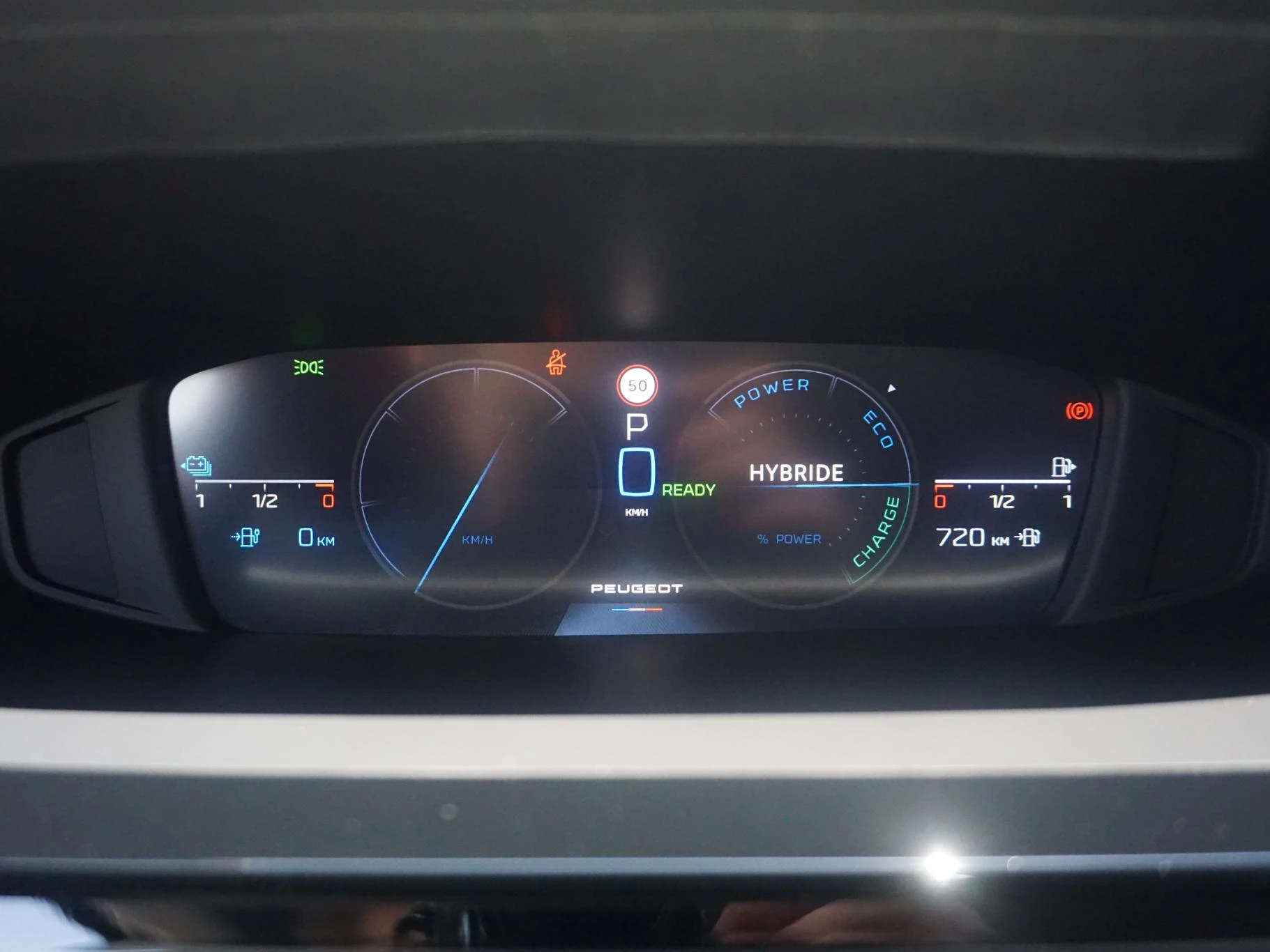 Hoofdafbeelding Peugeot 408