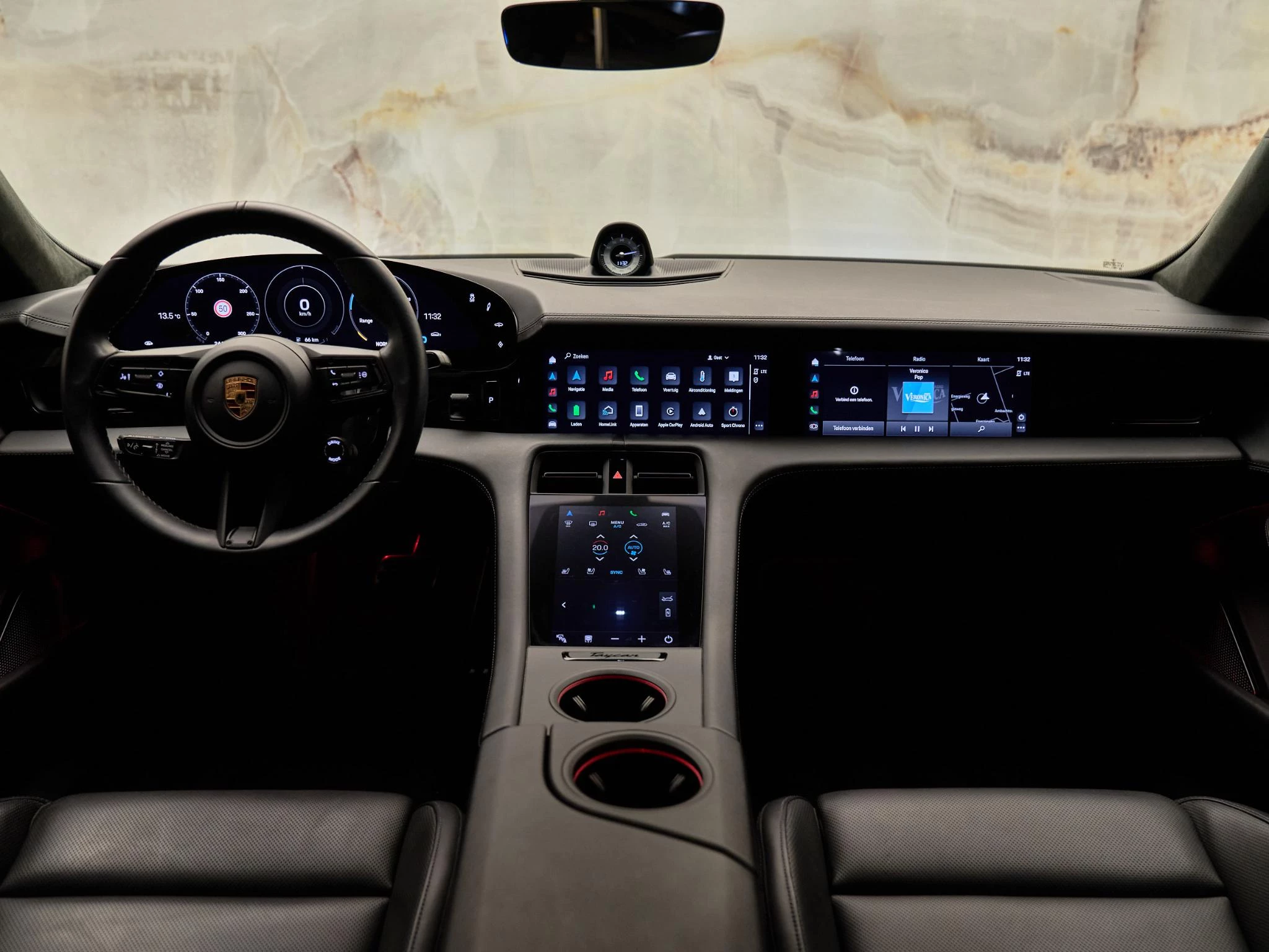 Hoofdafbeelding Porsche Taycan