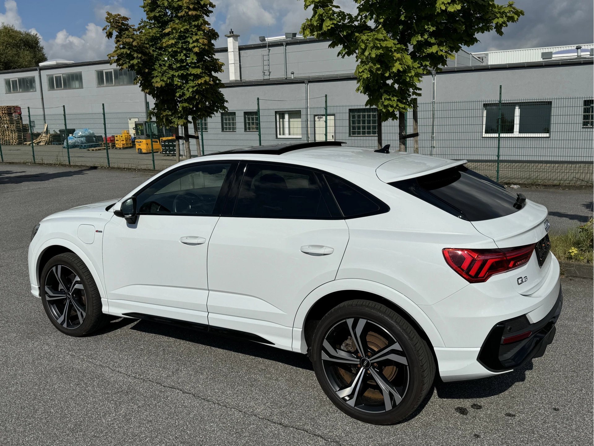 Hoofdafbeelding Audi Q3