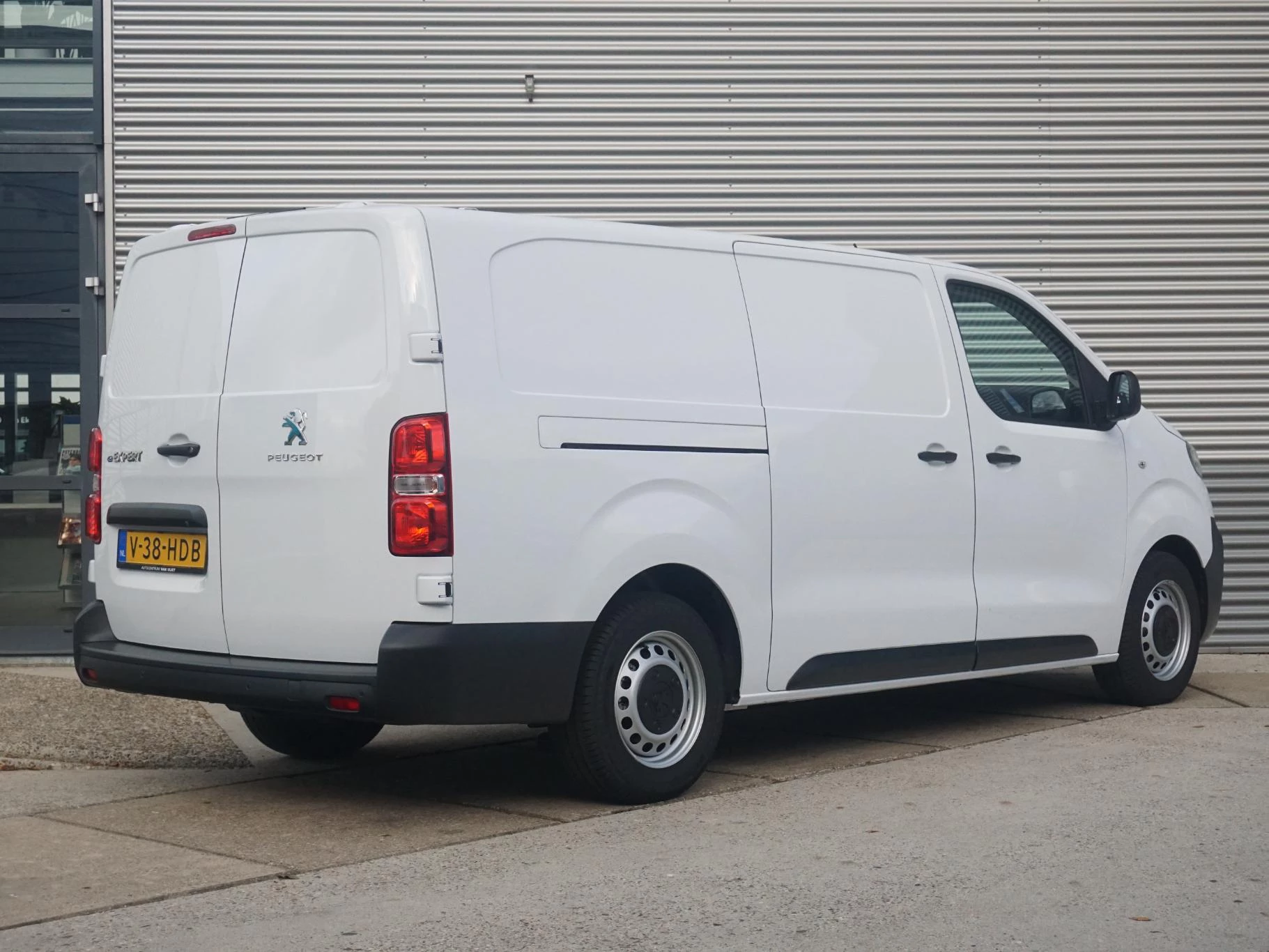 Hoofdafbeelding Peugeot e-Expert