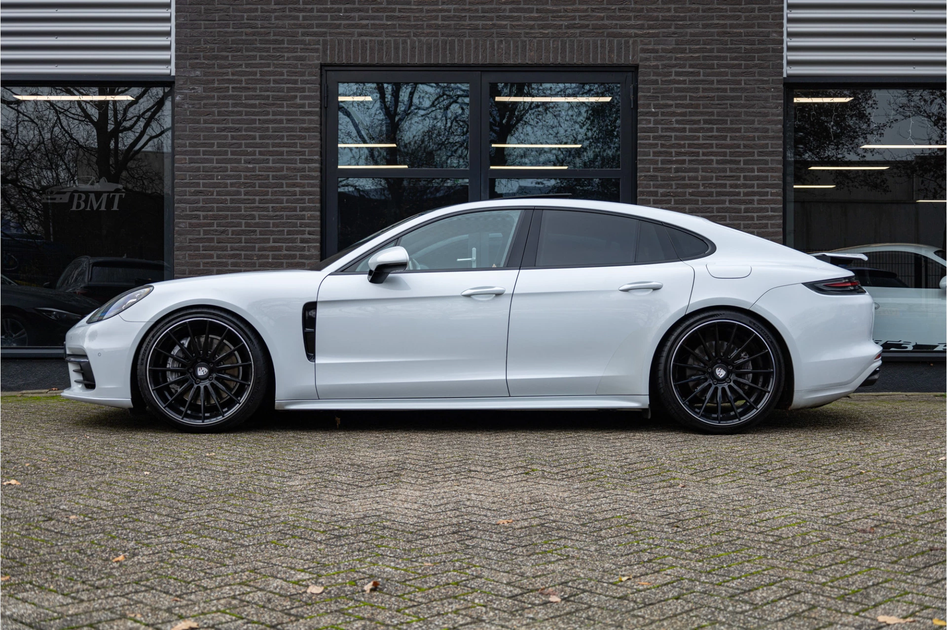 Hoofdafbeelding Porsche Panamera