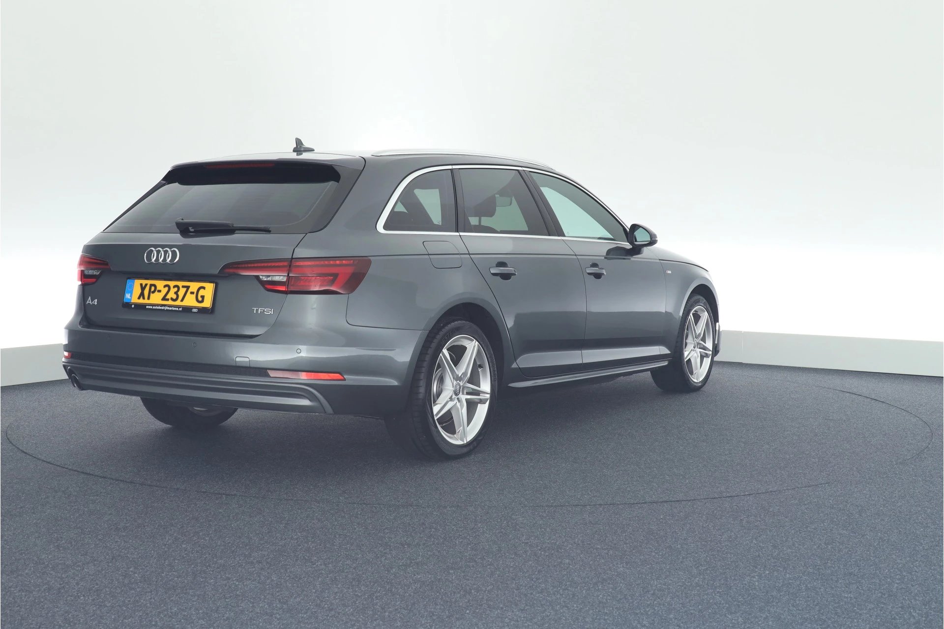 Hoofdafbeelding Audi A4