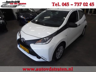 Hoofdafbeelding Toyota Aygo Toyota Aygo 1.0 VVT-I X-NOW/Dealeronderhoud/Nap/ Nieuwstaat!!!