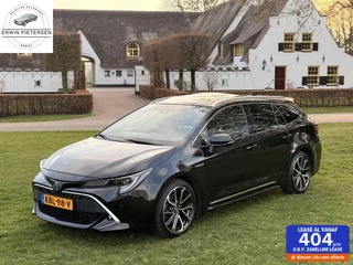 Toyota Corolla TS 2.0 Hybrid FULL Pano JBL HUD Leder