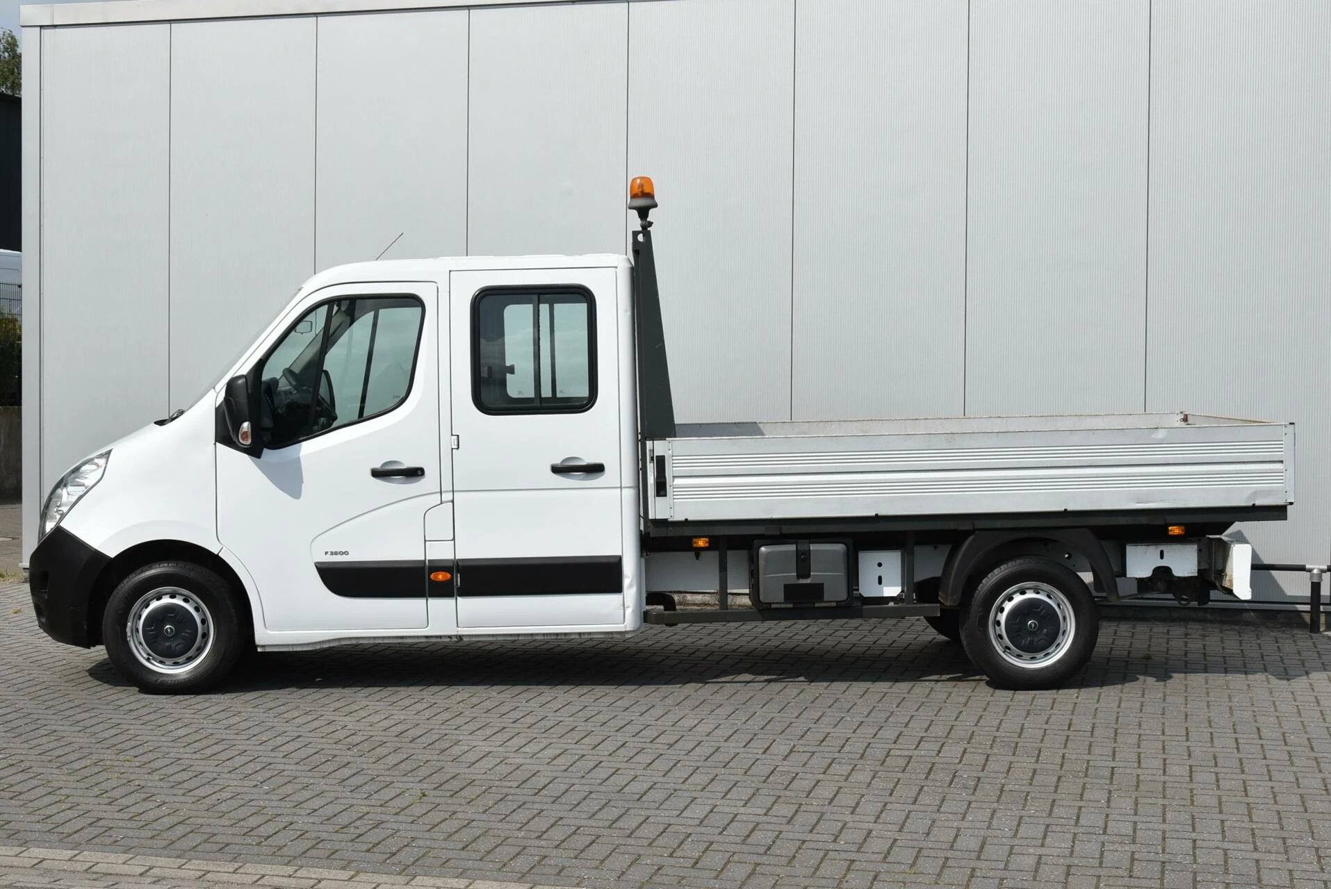 Hoofdafbeelding Opel Movano