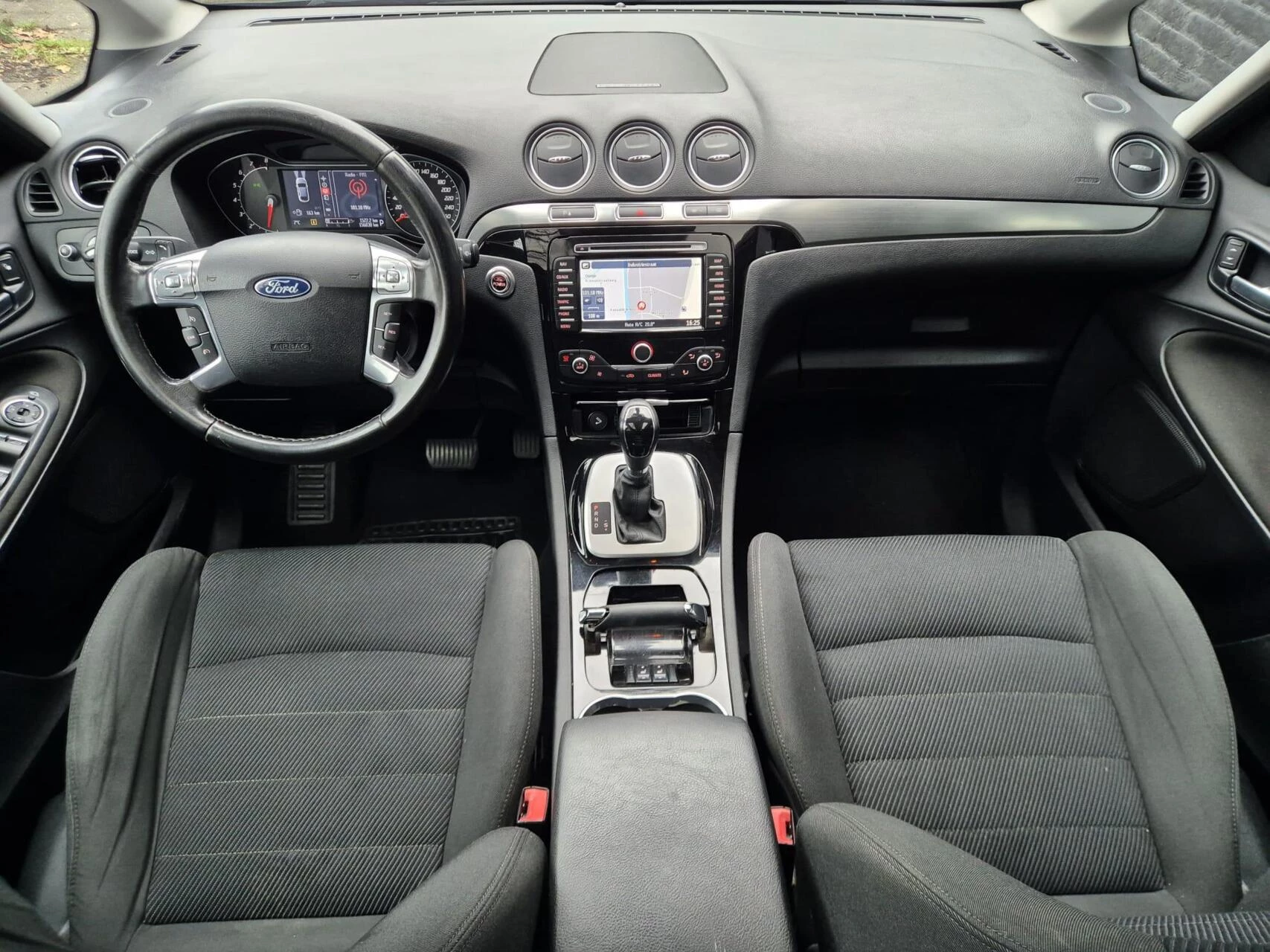 Hoofdafbeelding Ford Galaxy