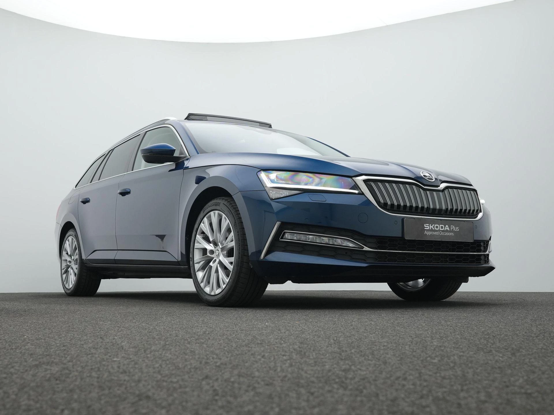 Hoofdafbeelding Škoda Superb