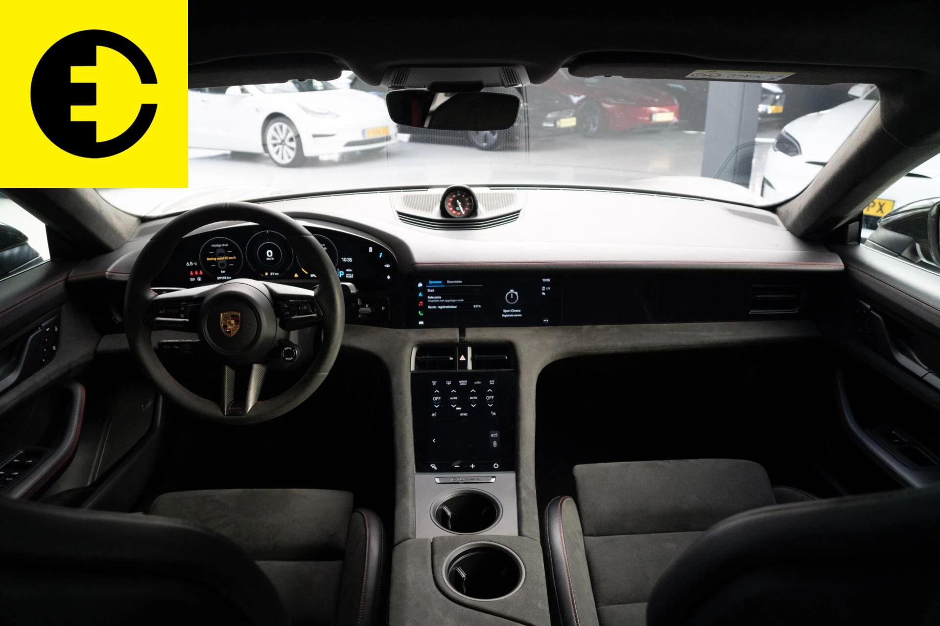 Hoofdafbeelding Porsche Taycan