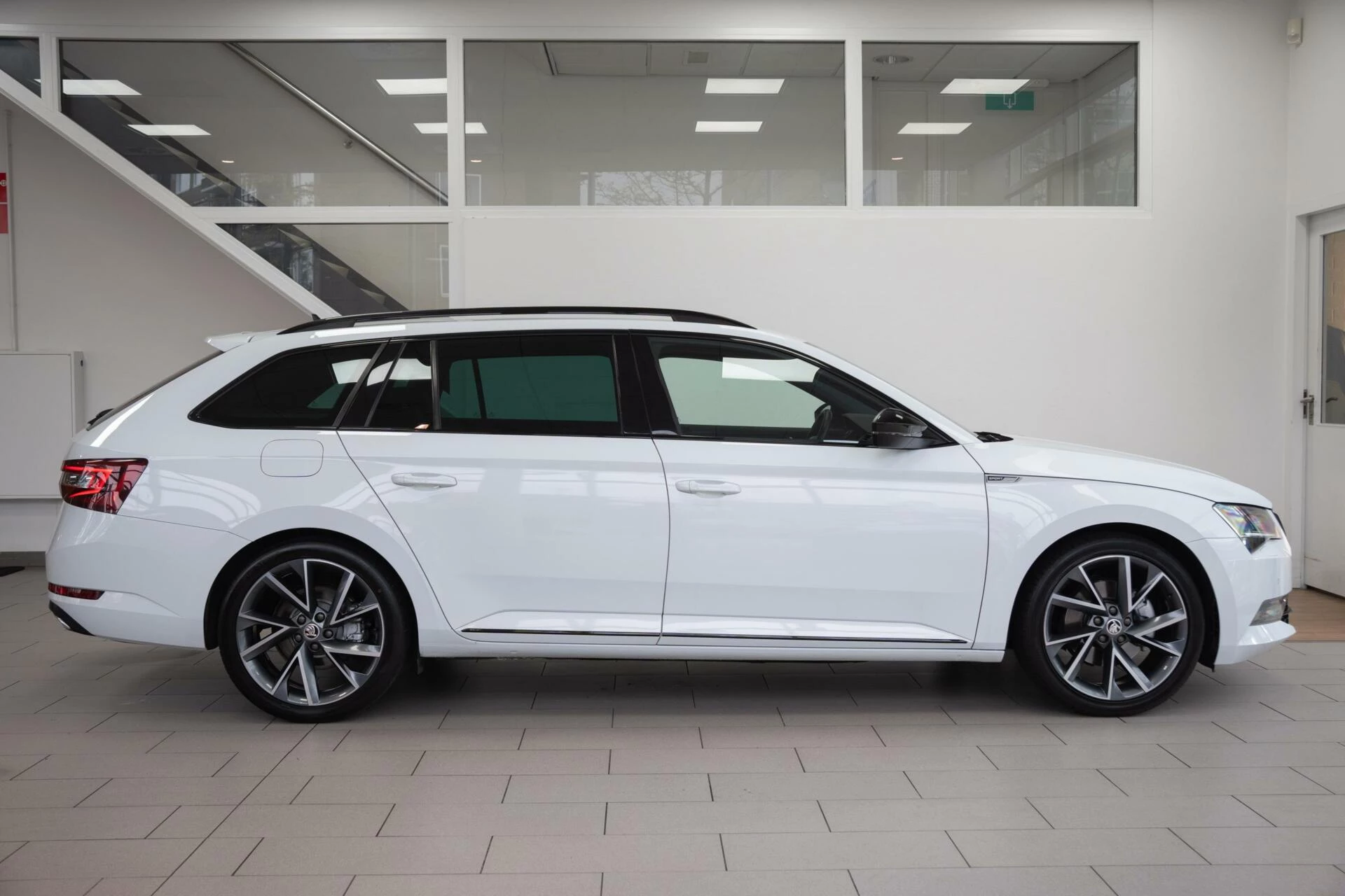 Hoofdafbeelding Škoda Superb