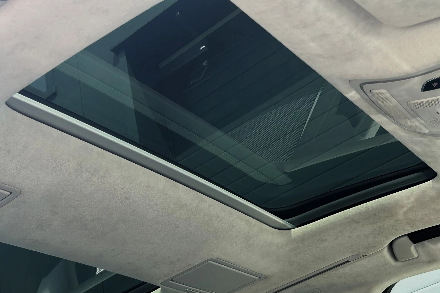 Hoofdafbeelding Audi A8