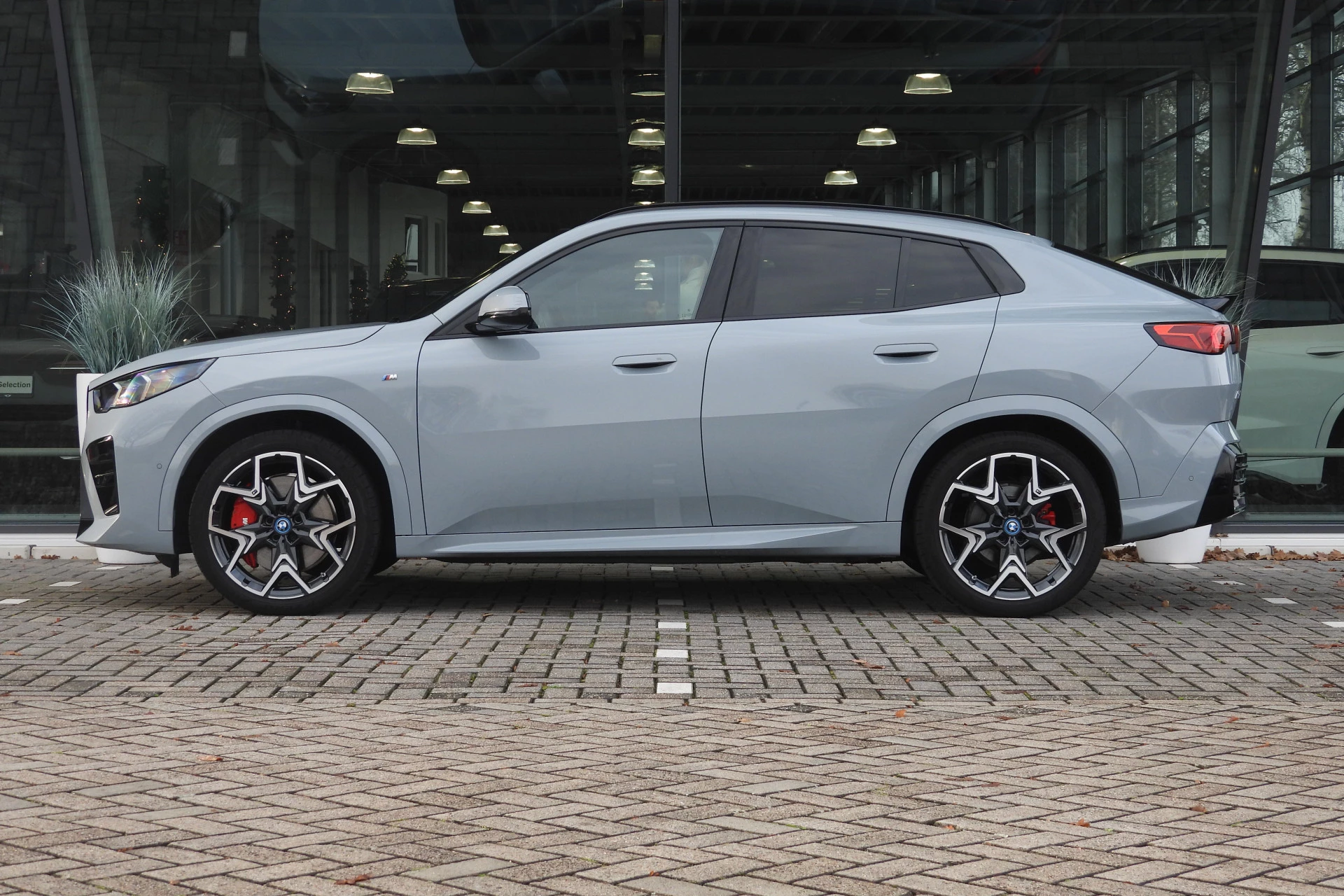 Hoofdafbeelding BMW iX2