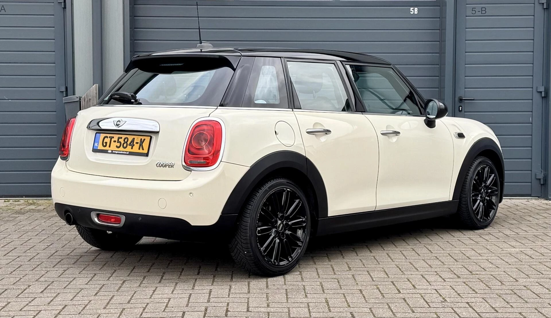 Hoofdafbeelding MINI Cooper