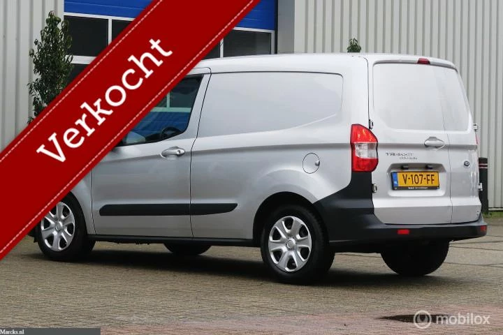 Hoofdafbeelding Ford Transit Courier