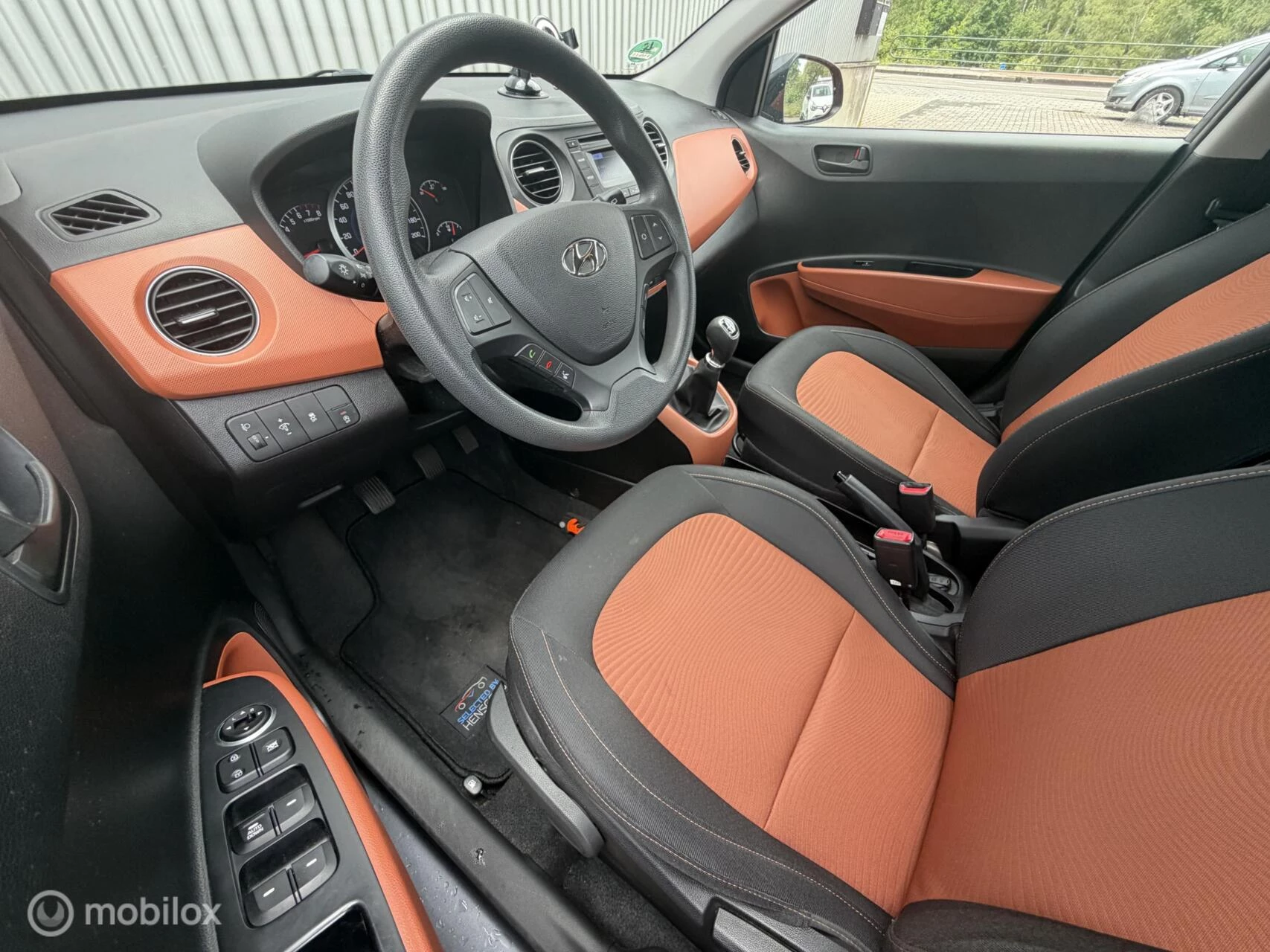 Hoofdafbeelding Hyundai i10