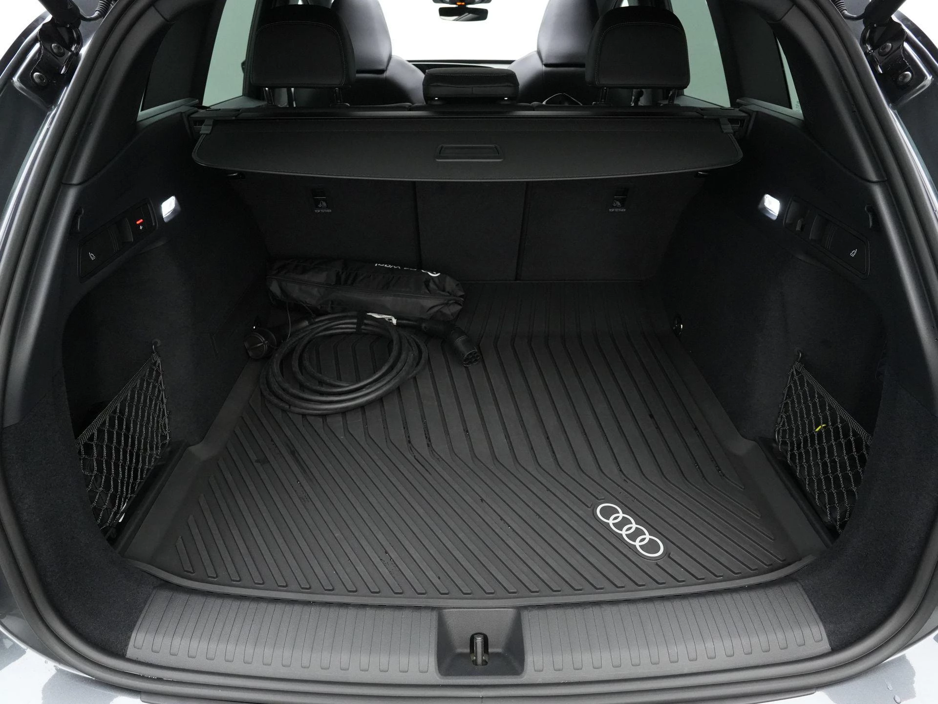 Hoofdafbeelding Audi Q6 e-tron