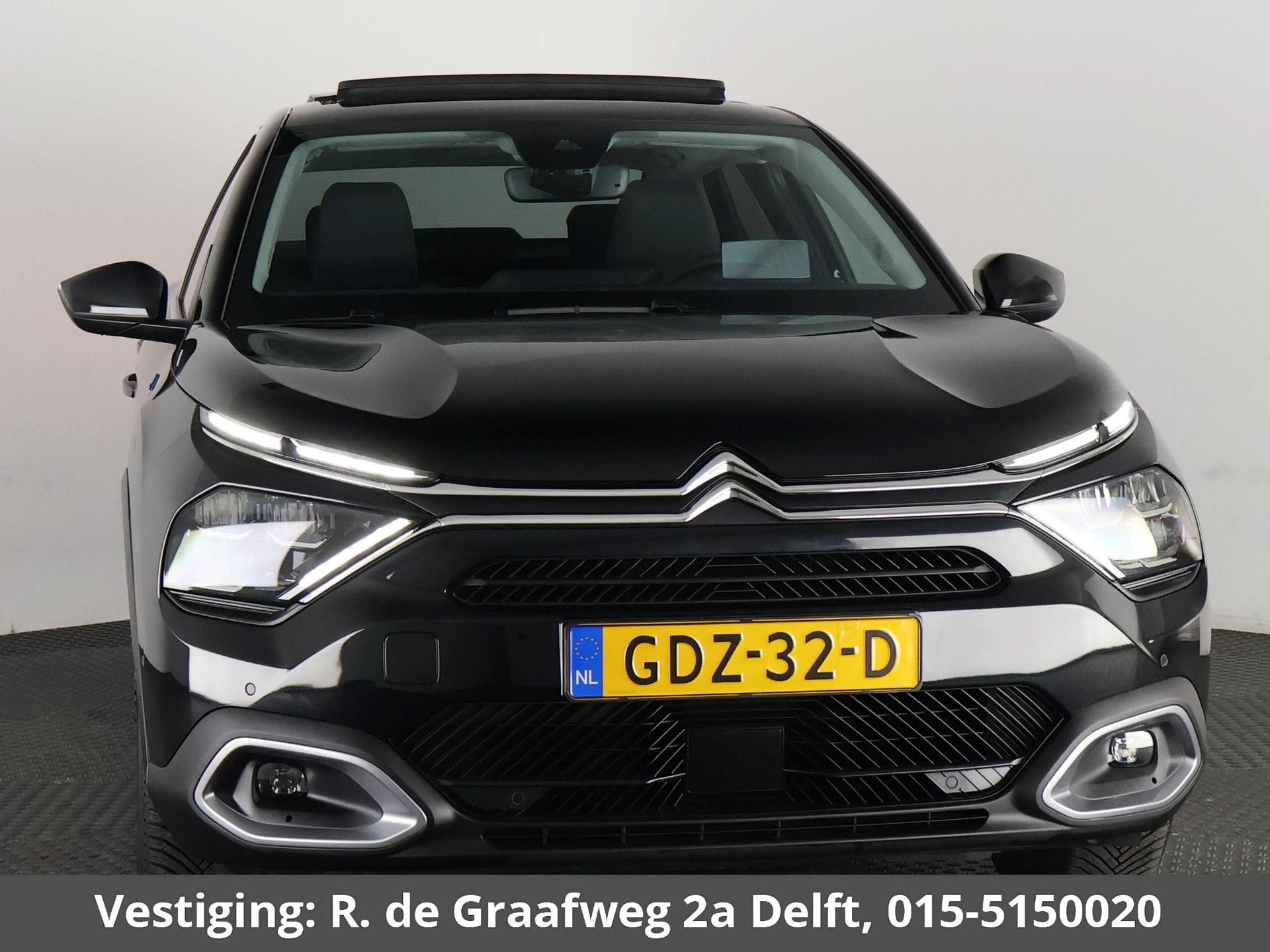 Hoofdafbeelding Citroën ë-C4 X