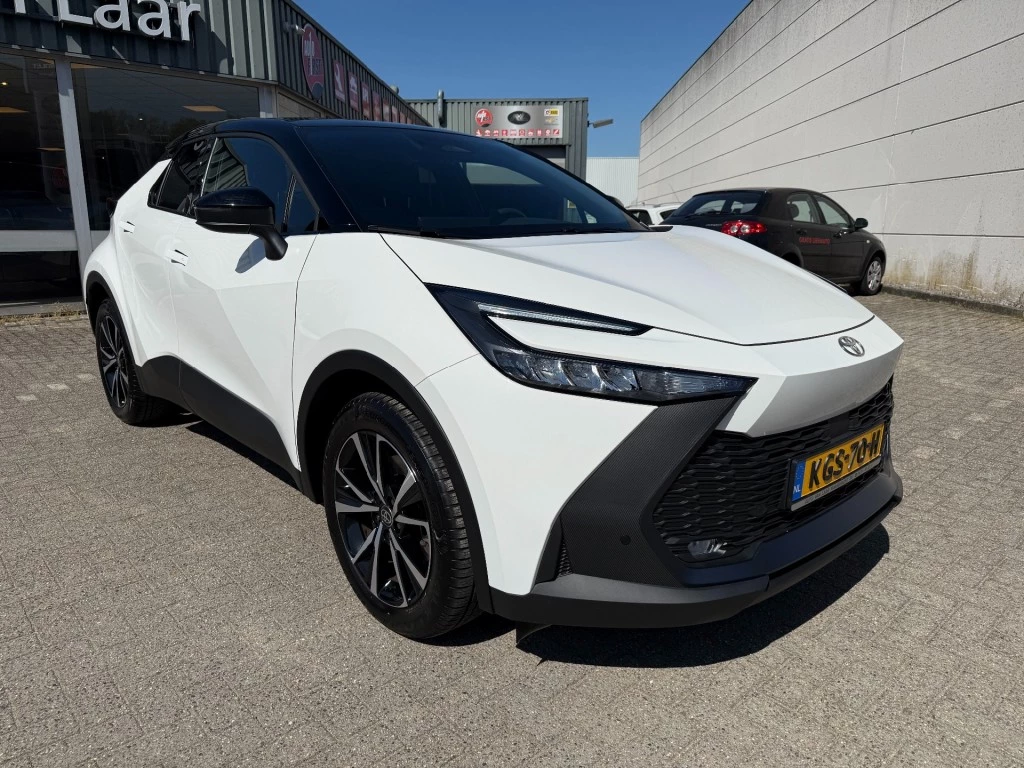 Hoofdafbeelding Toyota C-HR