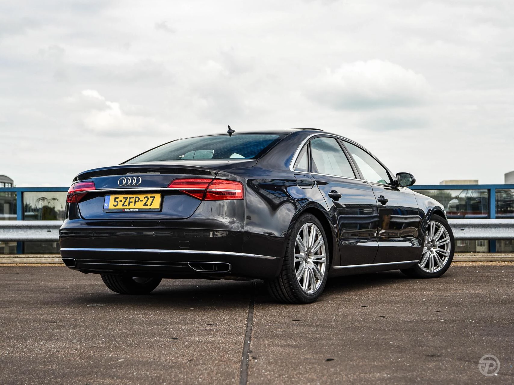 Hoofdafbeelding Audi A8