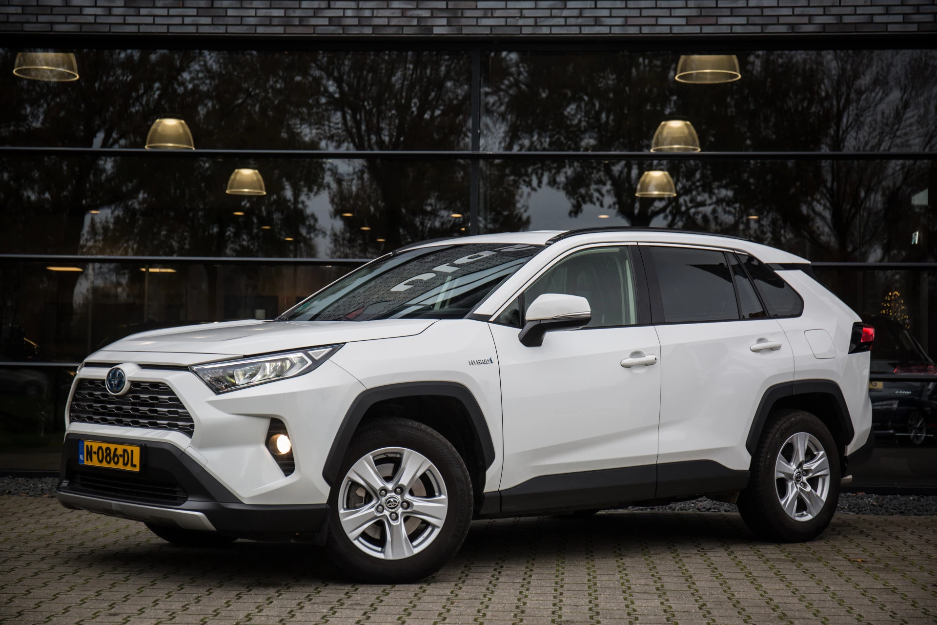 Hoofdafbeelding Toyota RAV4