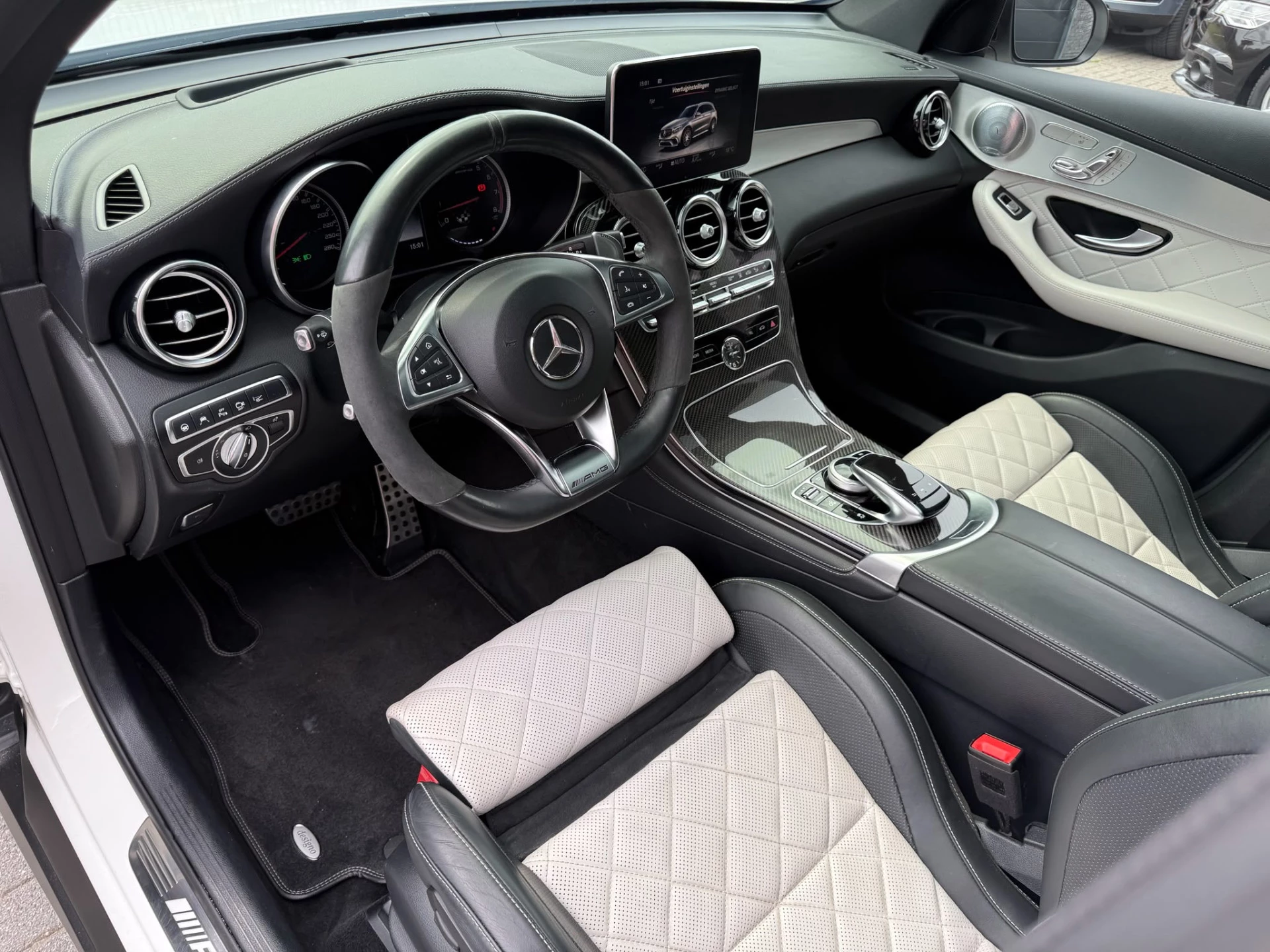 Hoofdafbeelding Mercedes-Benz GLC