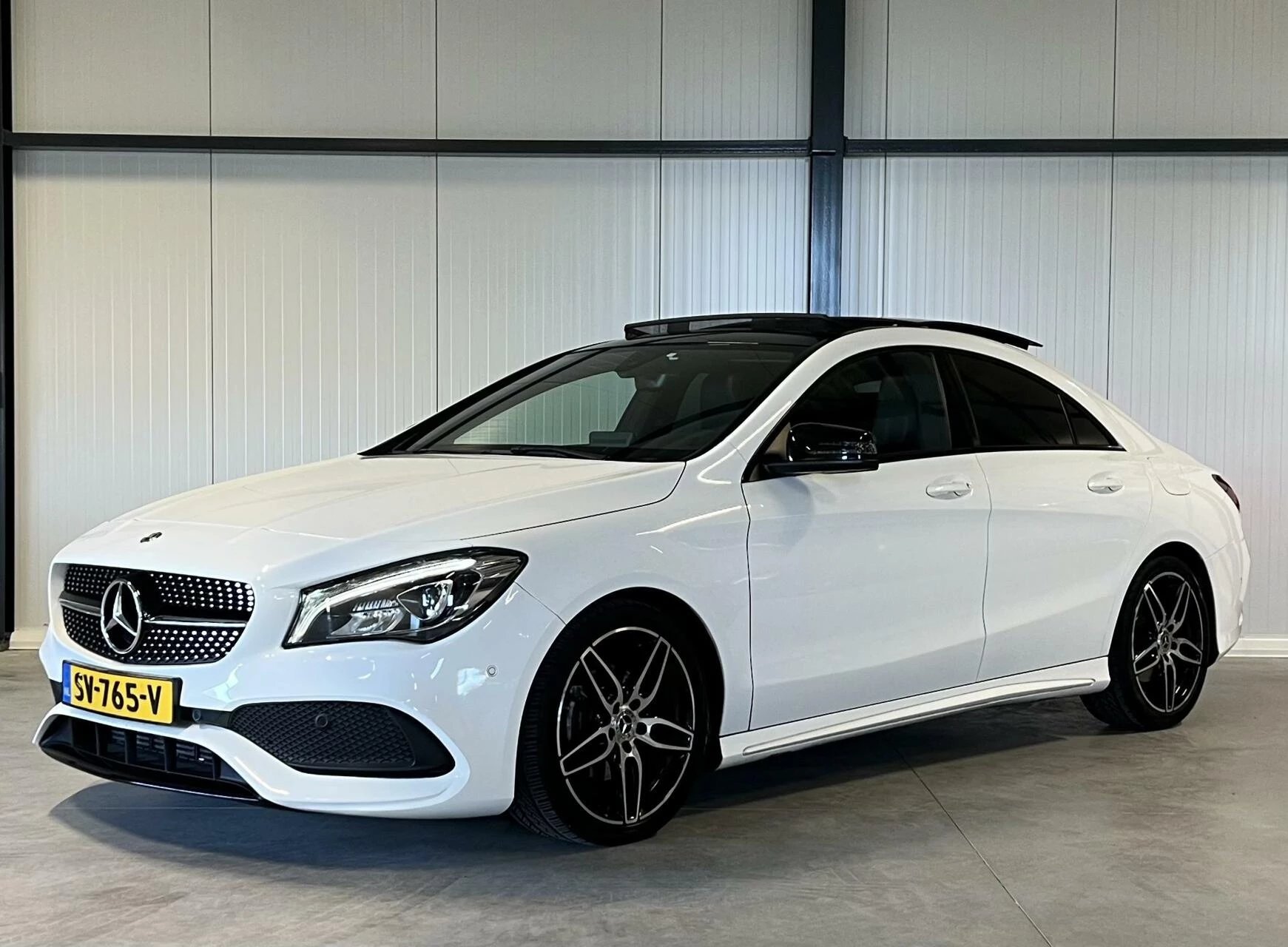 Hoofdafbeelding Mercedes-Benz CLA