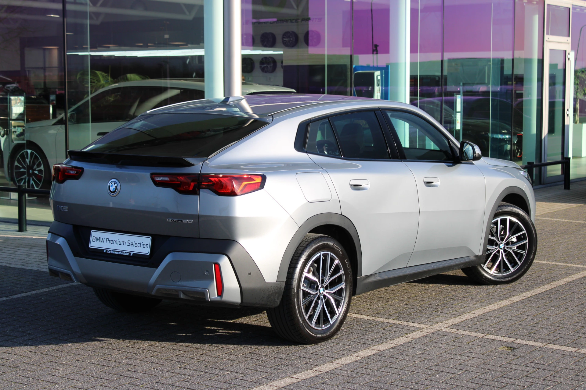 Hoofdafbeelding BMW iX2