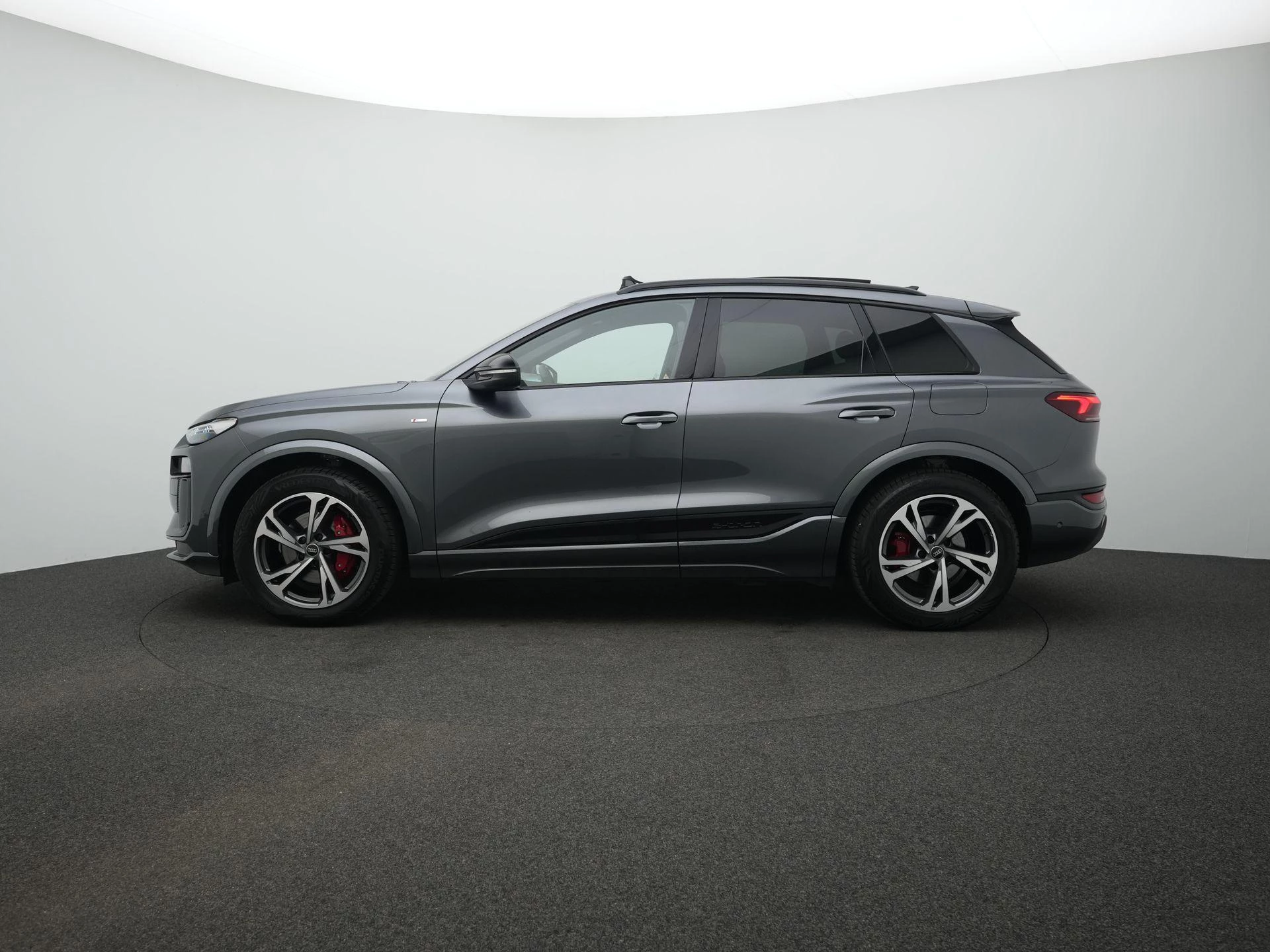 Hoofdafbeelding Audi Q6 e-tron