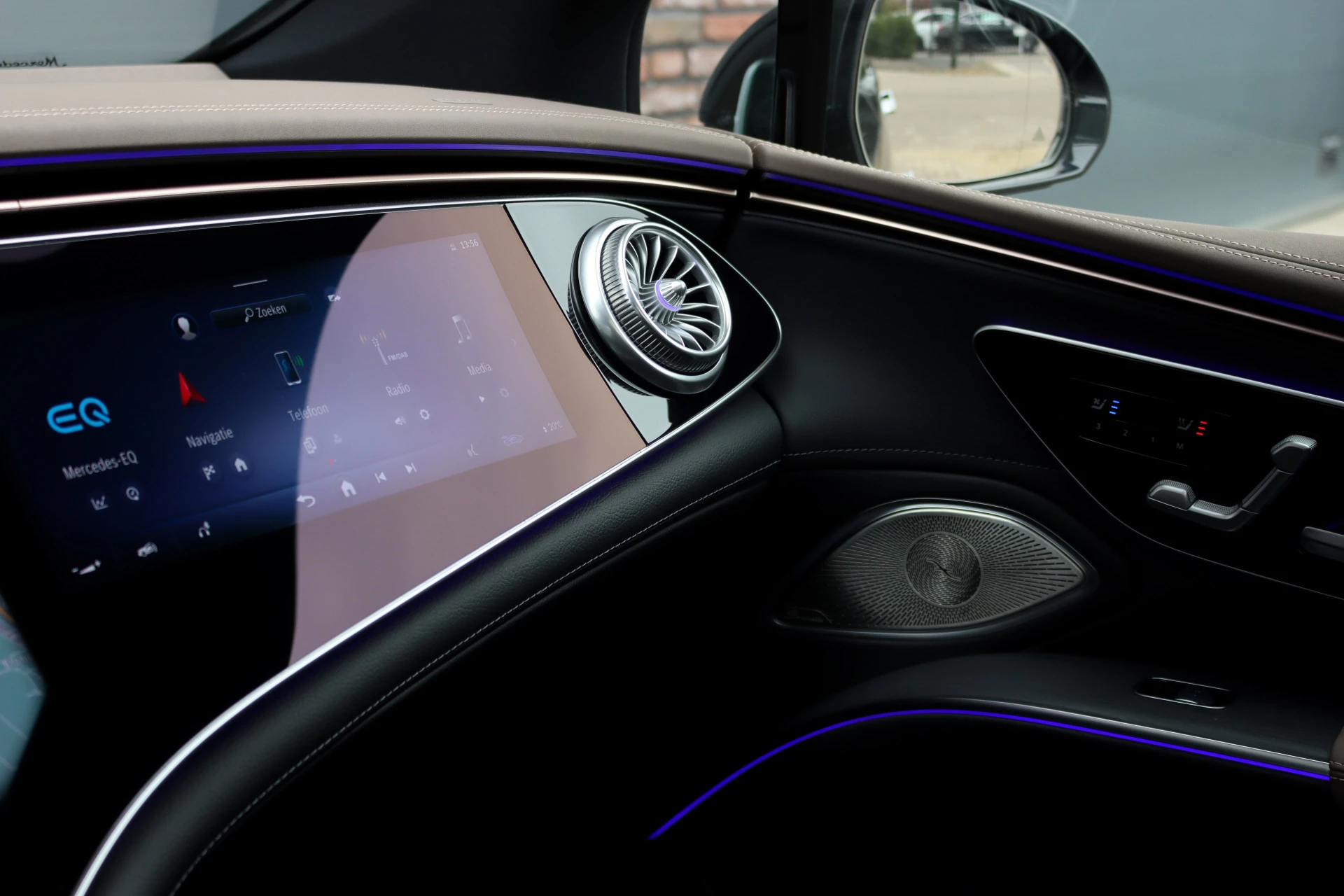 Hoofdafbeelding Mercedes-Benz EQS