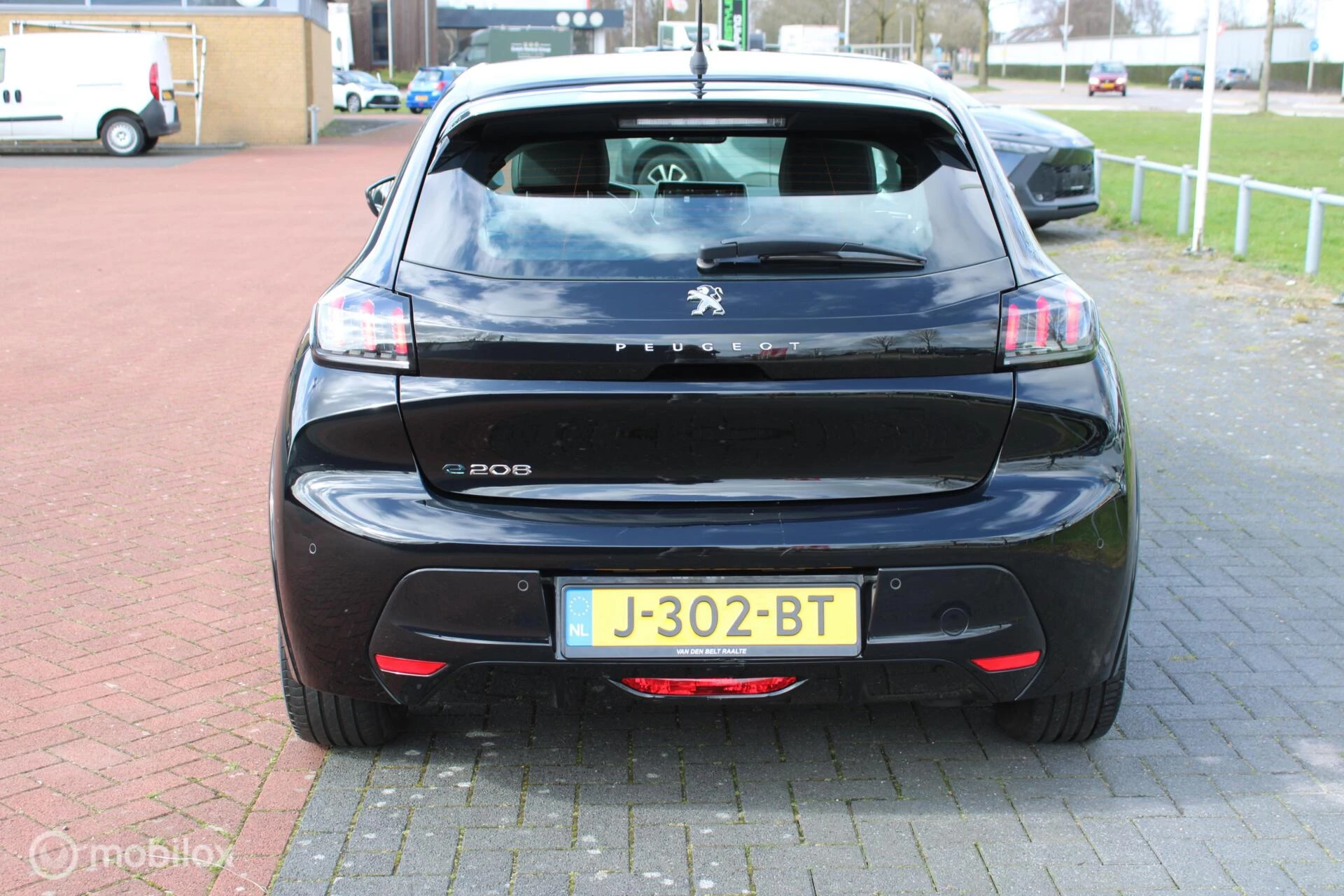 Hoofdafbeelding Peugeot e-208