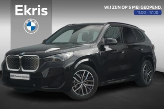 BMW iX1 eDrive20 M Sport | Schuif-kanteldak | Head-up | 360 Graden Camera's | Adaptief Cruise Control met Stop&Go & Stuurhulp | Dodehoek detectie