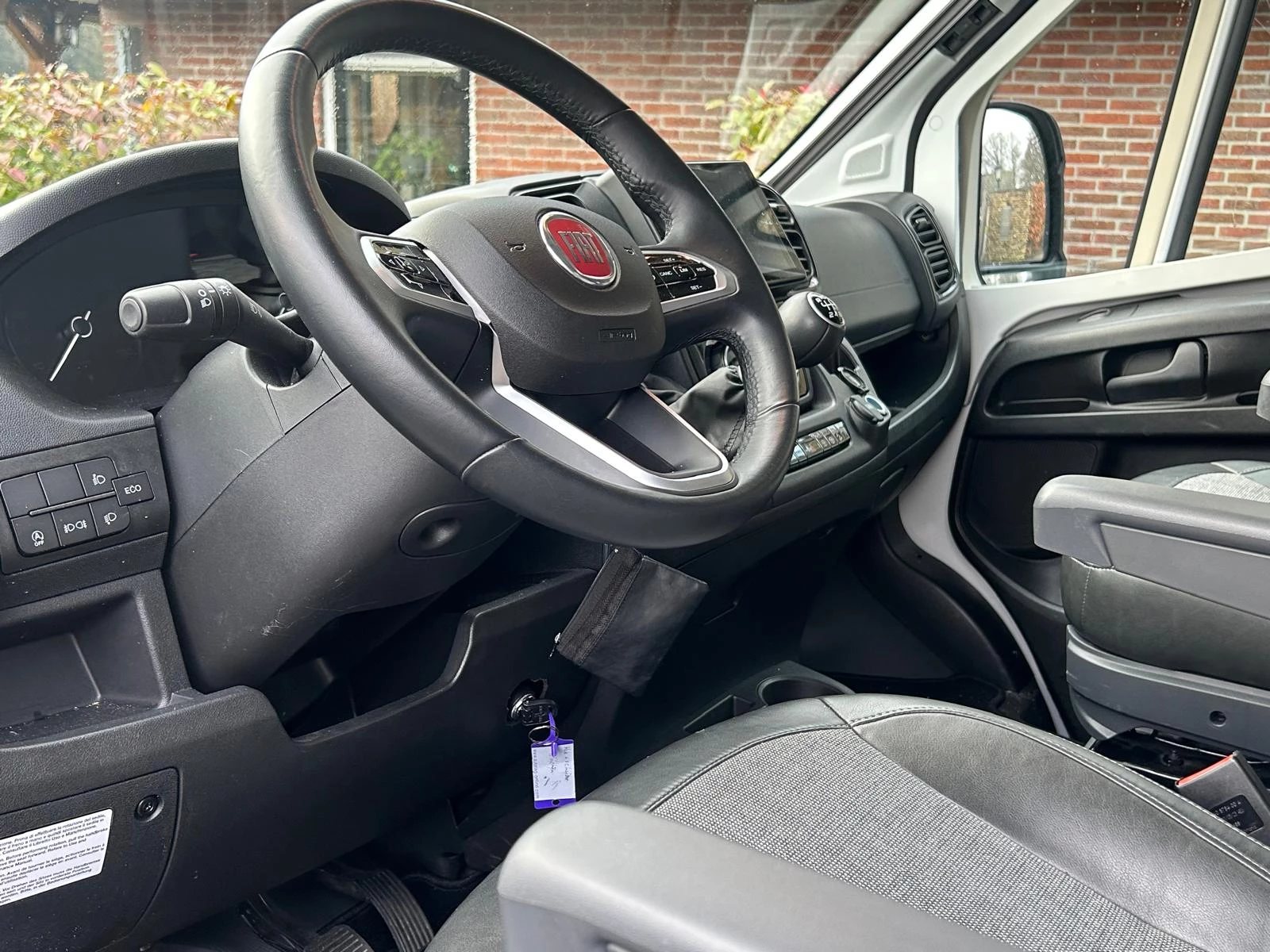 Hoofdafbeelding Adria MATRIX 670SL