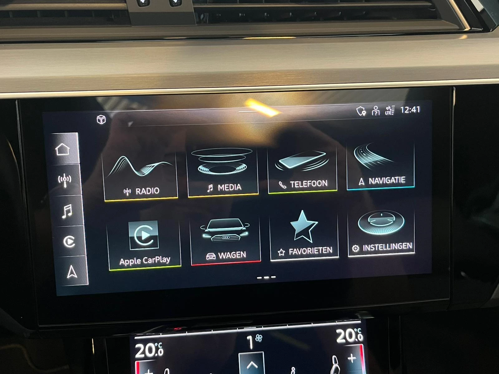 Hoofdafbeelding Audi e-tron