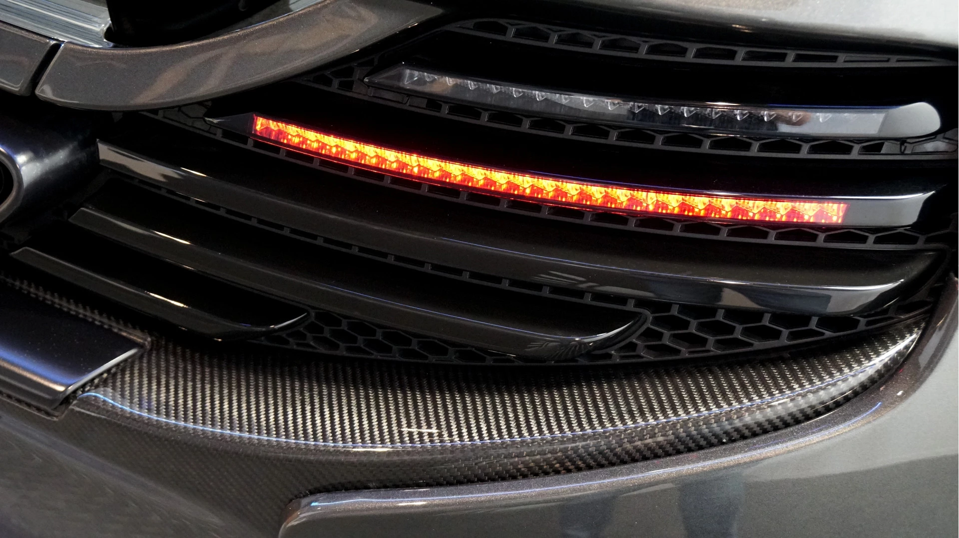 Hoofdafbeelding McLaren 650S
