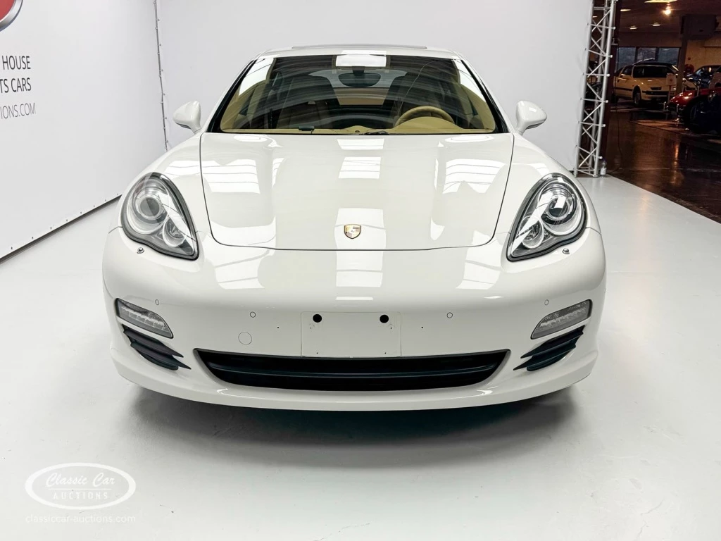 Hoofdafbeelding Porsche Panamera