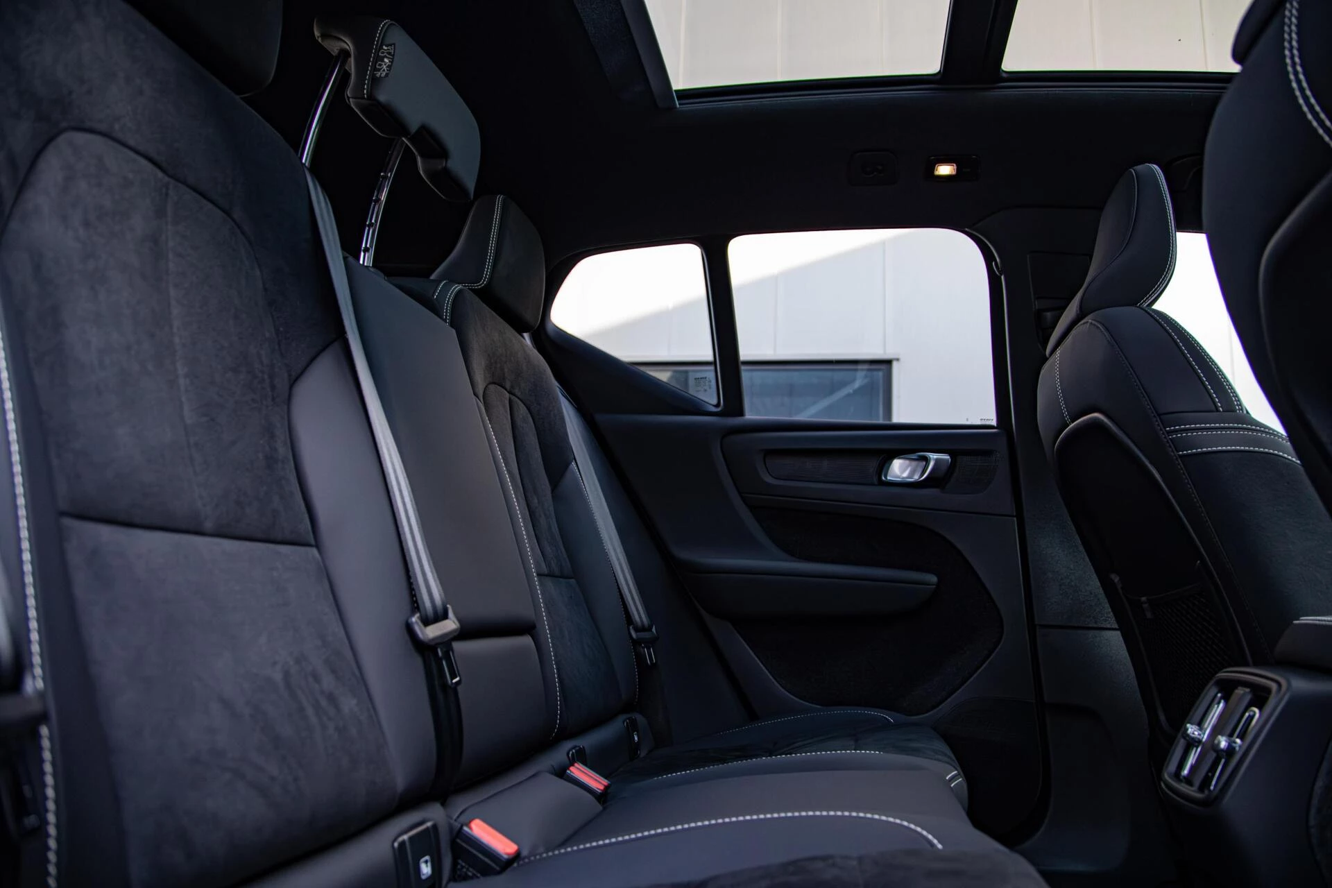 Hoofdafbeelding Volvo EX40