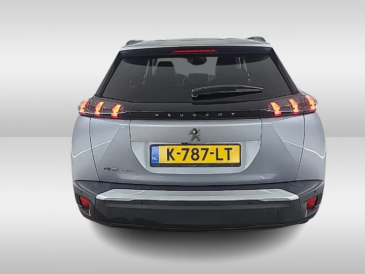 Hoofdafbeelding Peugeot e-2008