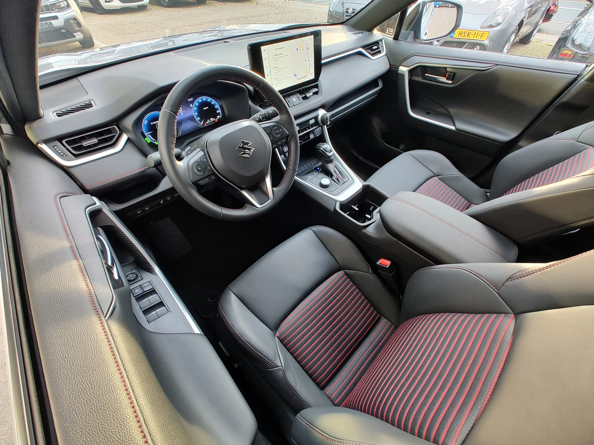 Hoofdafbeelding Suzuki Across