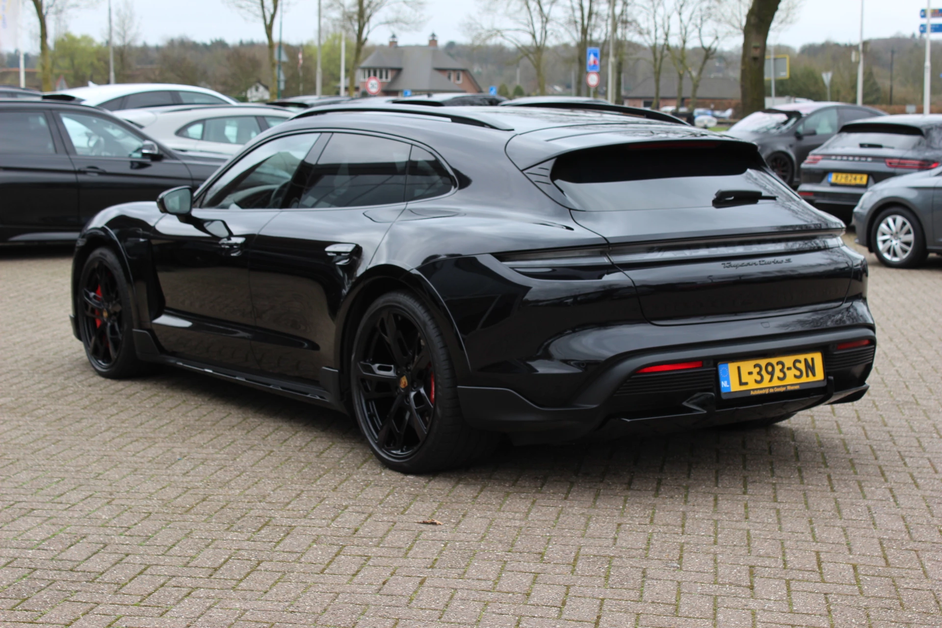 Hoofdafbeelding Porsche Taycan