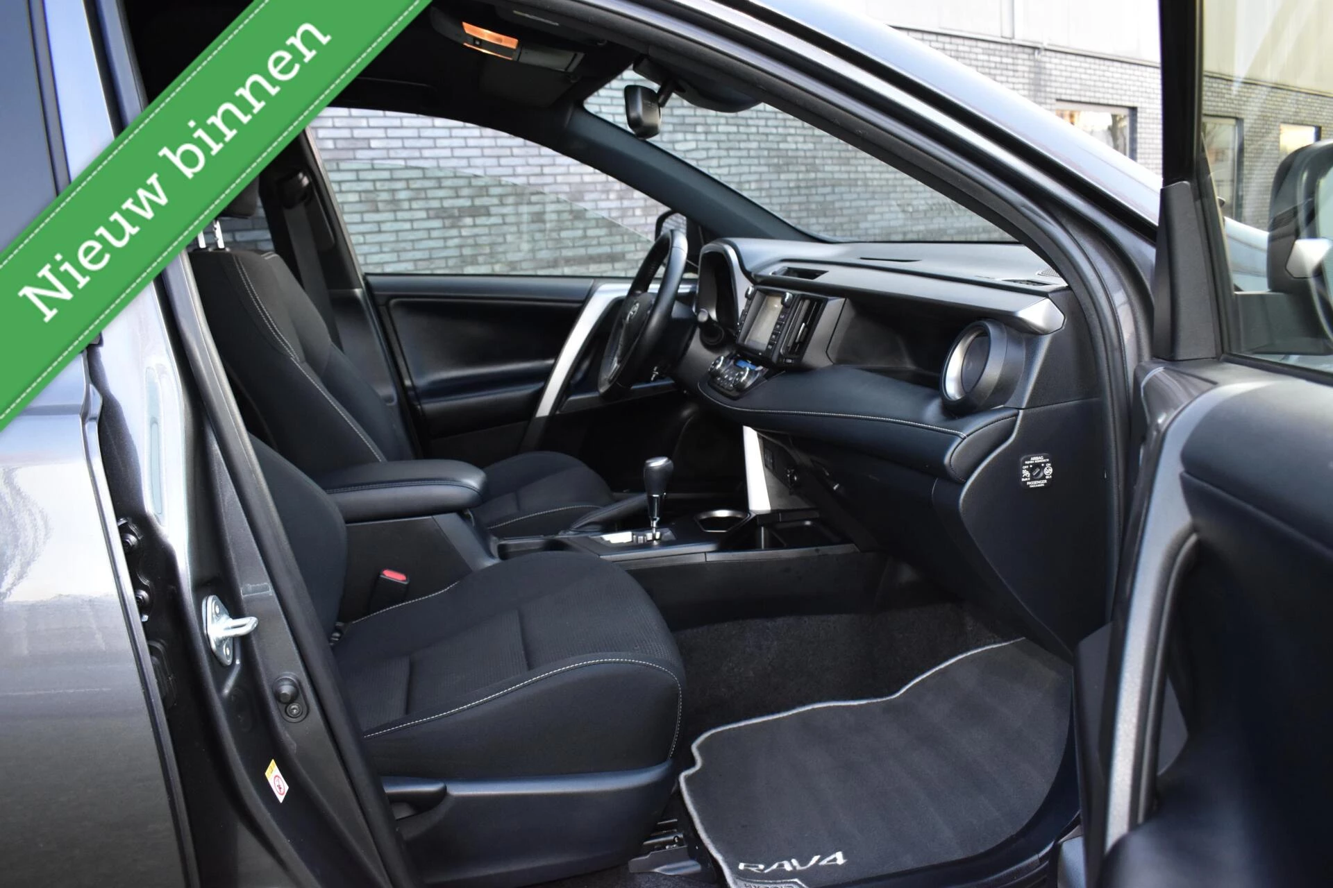 Hoofdafbeelding Toyota RAV4