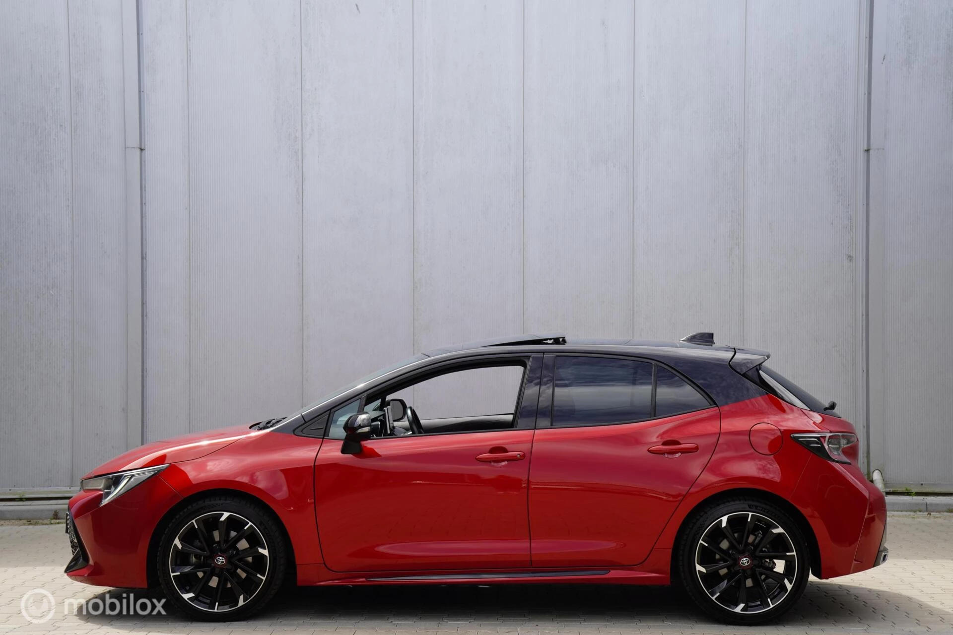 Hoofdafbeelding Toyota Corolla