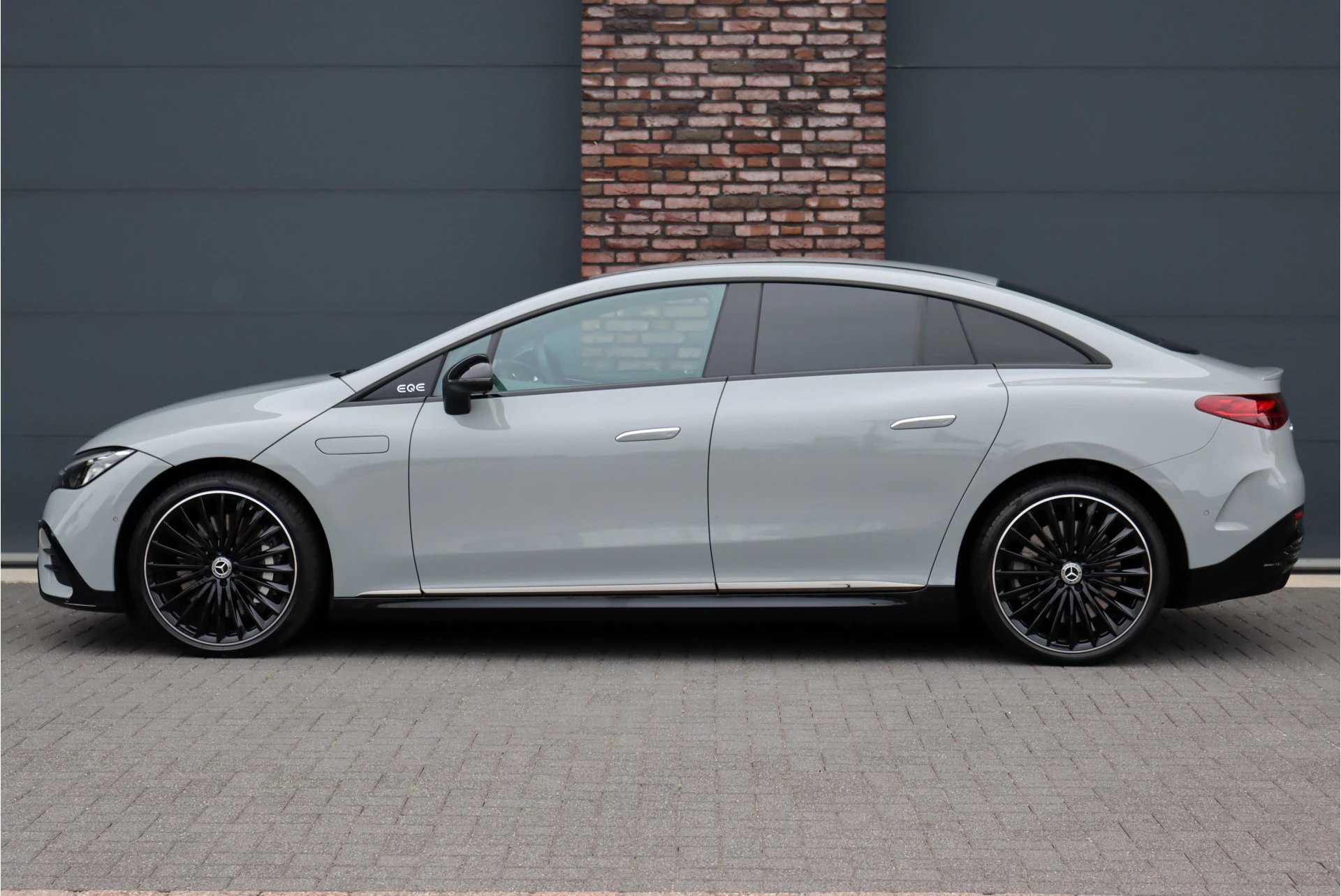 Hoofdafbeelding Mercedes-Benz EQE