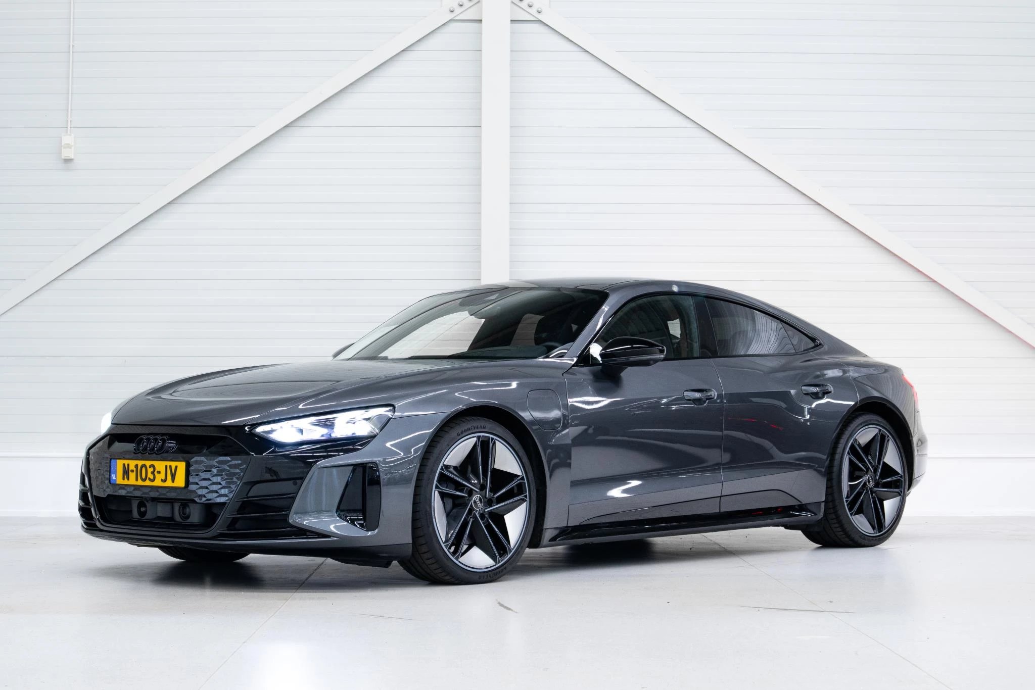 Hoofdafbeelding Audi e-tron GT