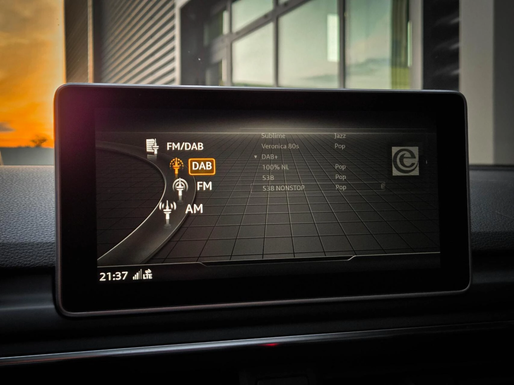 Hoofdafbeelding Audi S4