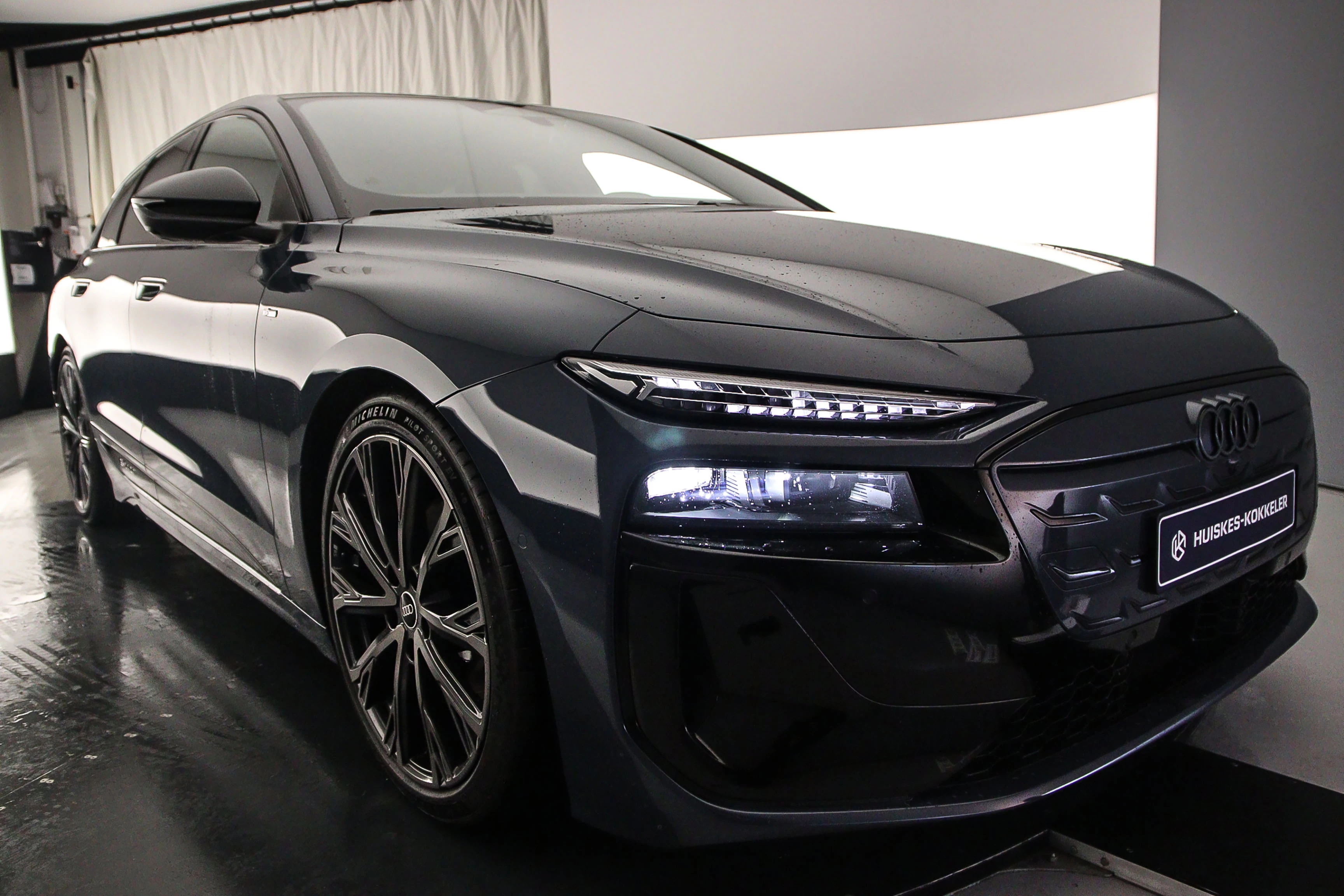 Hoofdafbeelding Audi A6 Avant e-tron