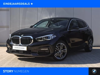 BMW 1 Serie 118i Executive Sport Line Automaat / Sportstoelen / LED / Airconditioning / Cruise Control / Live Cockpit Professional