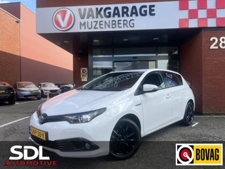 Hoofdafbeelding Toyota Auris Toyota Auris 1.8 Hybrid Dynamic // LED // KEYLESS // CAMERA // STOELVERWARMING // CLIMA // NAVI //