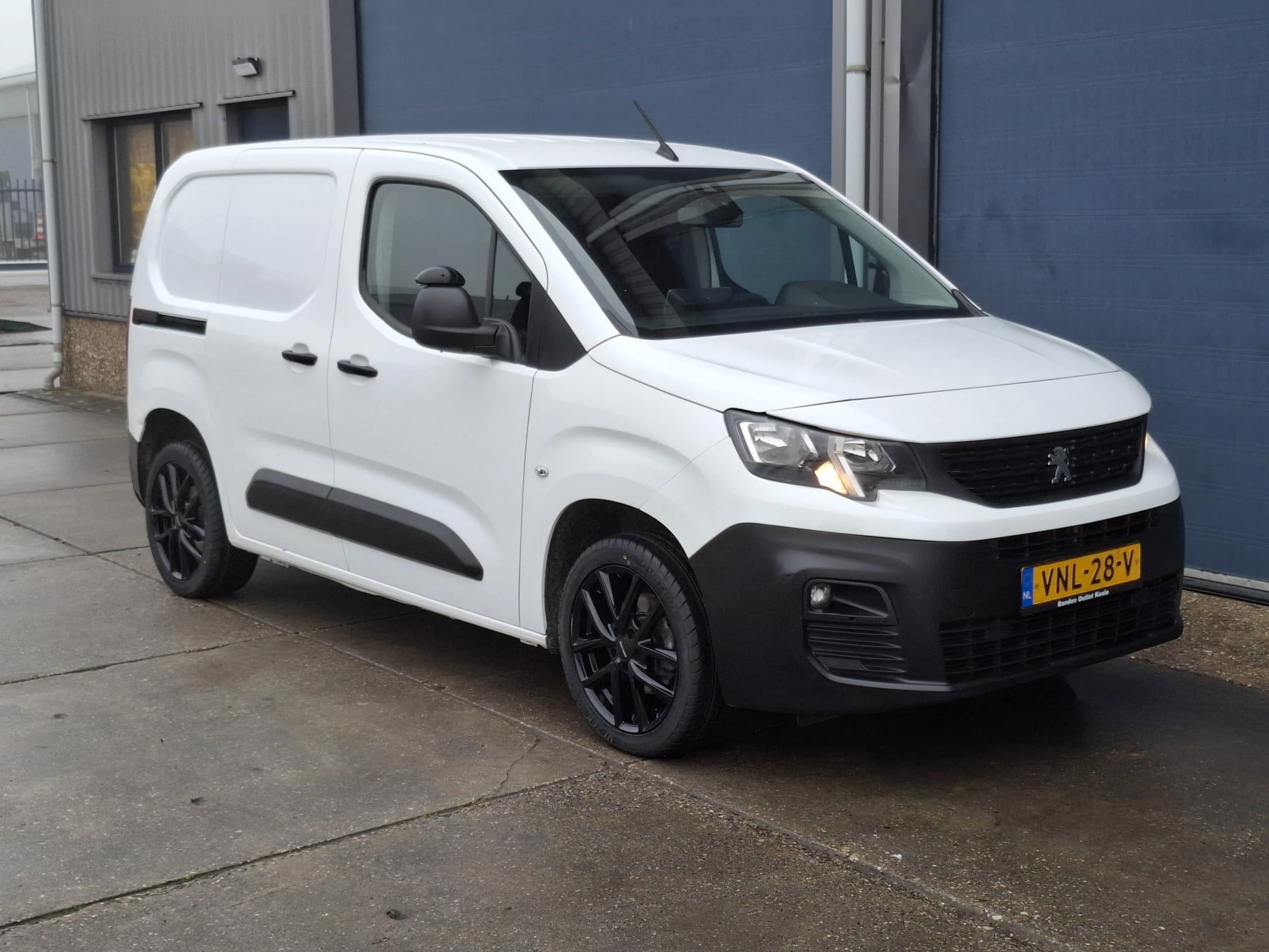 Hoofdafbeelding Peugeot Partner